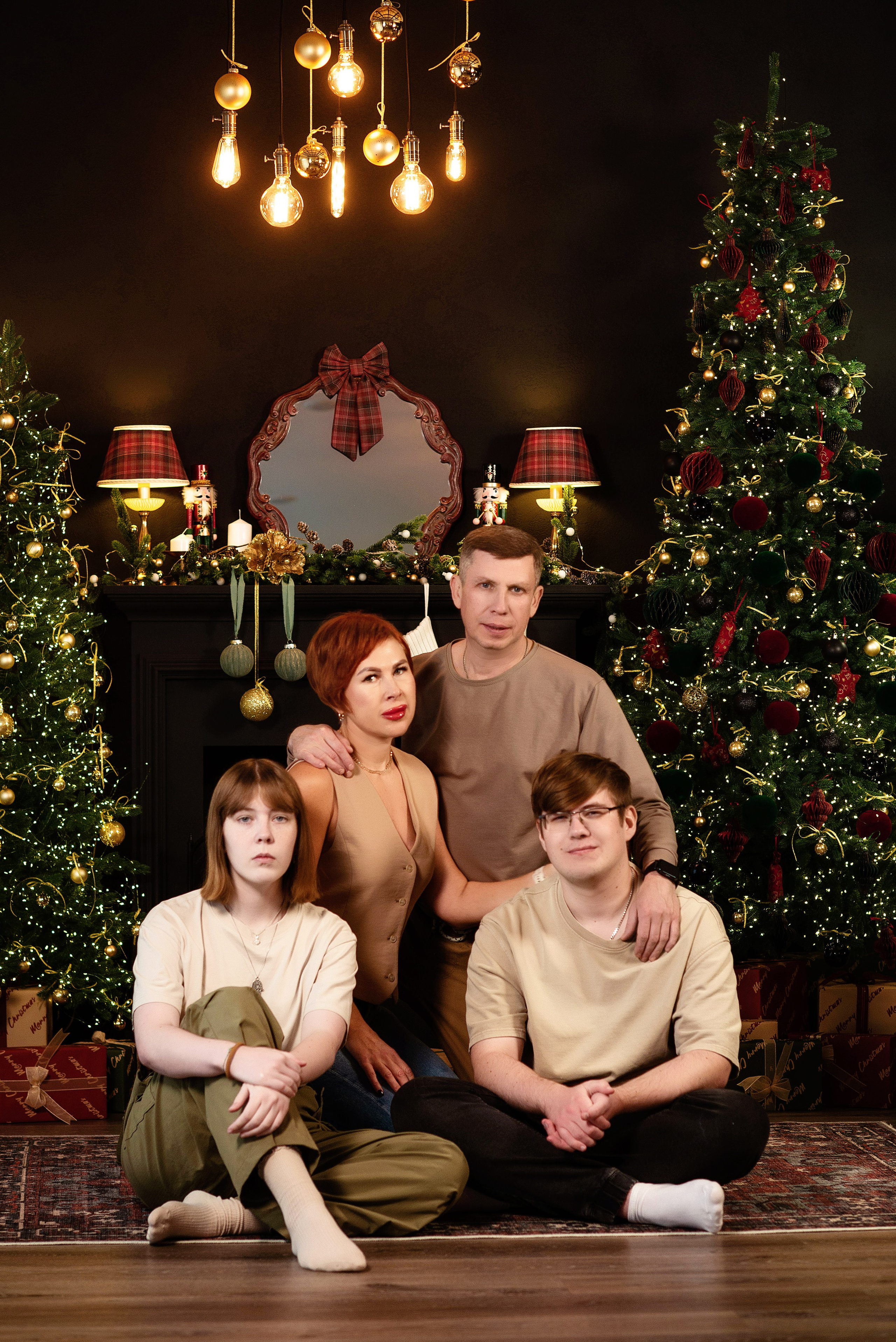 Наша семья. Новогодняя. Школьный, фэшн фотограф в Тюмени и в России Ирина Королева