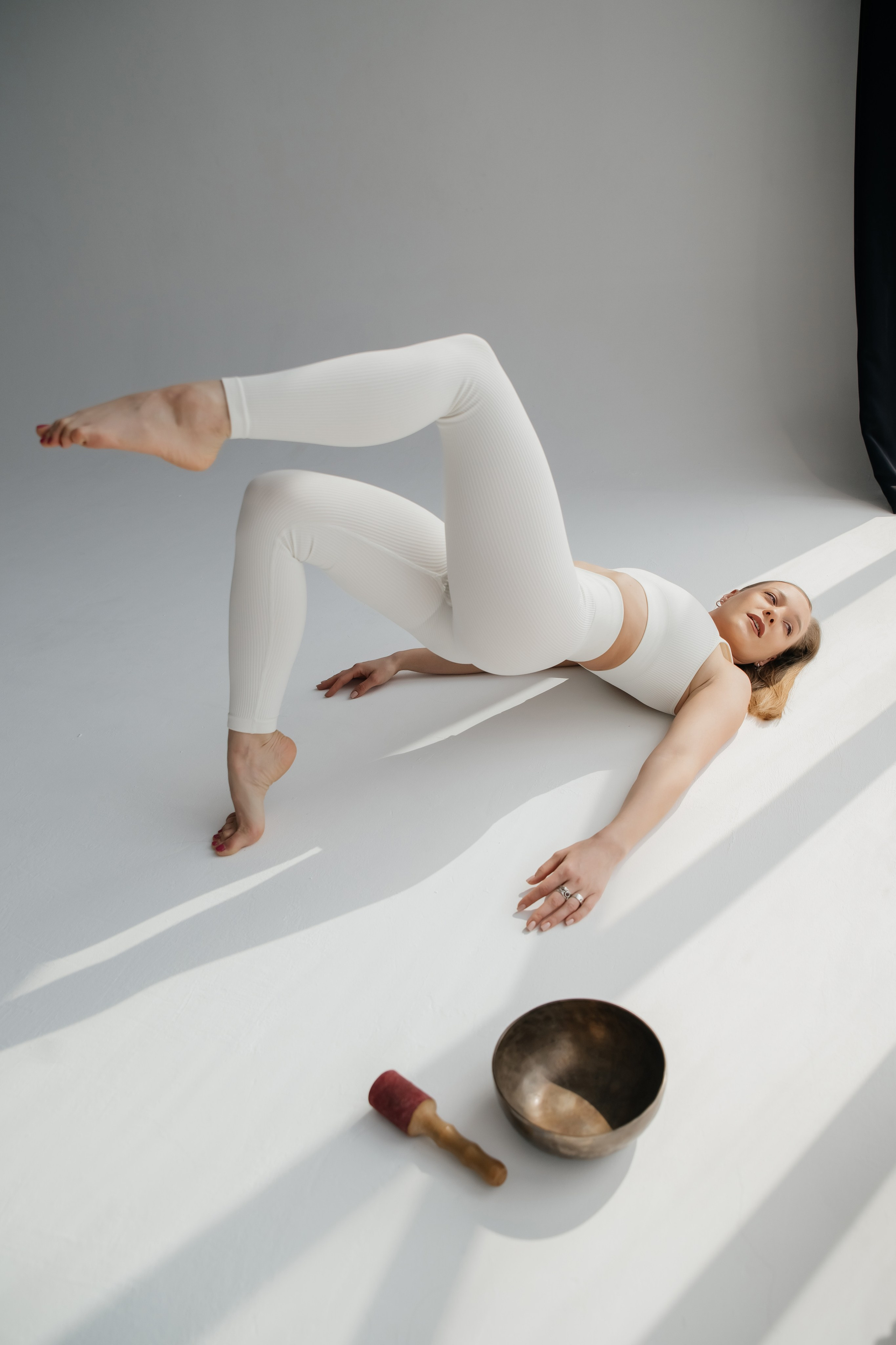 Студия Дыши. Фотограф Ярмишко Дарья. Выпускные фотокниги