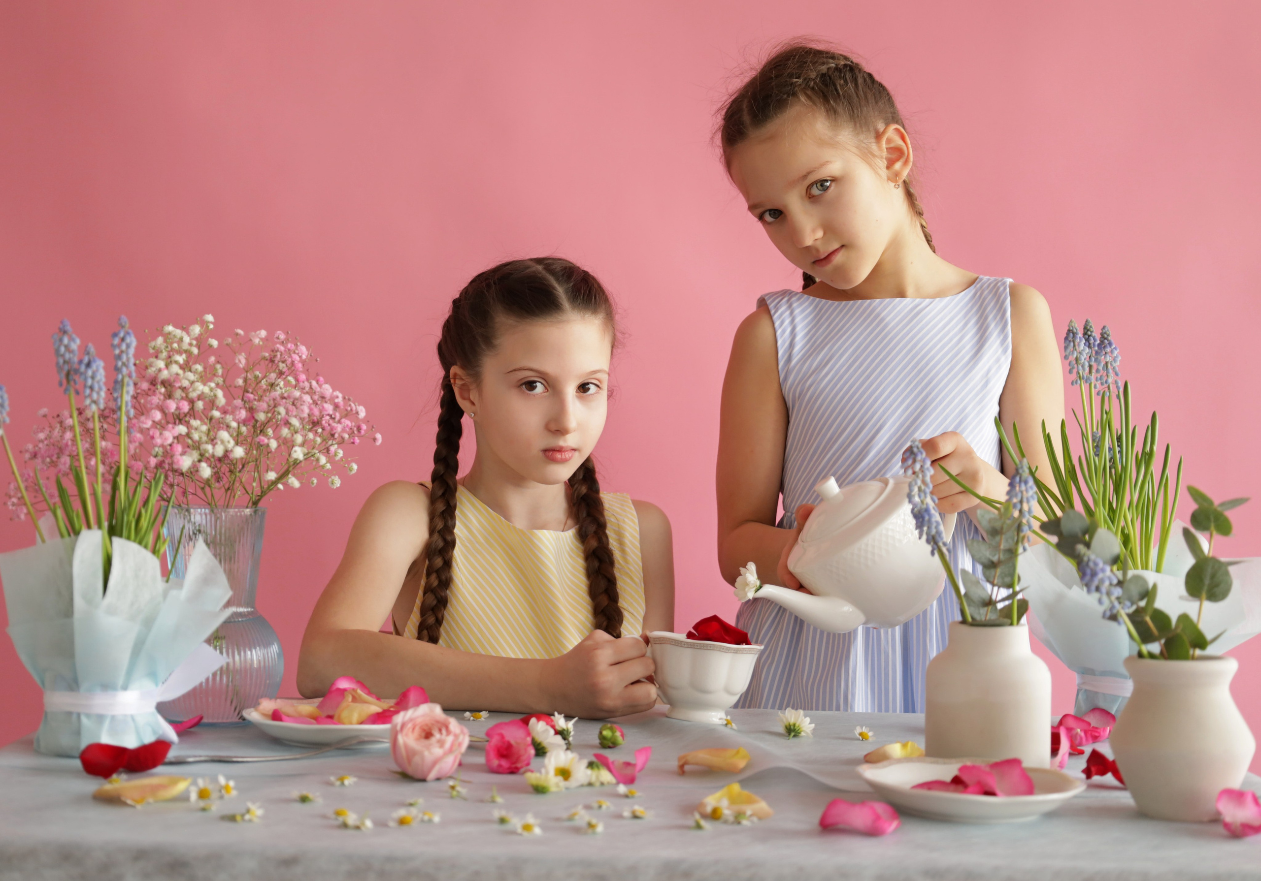 Фотосессия с цветами в фотостудии