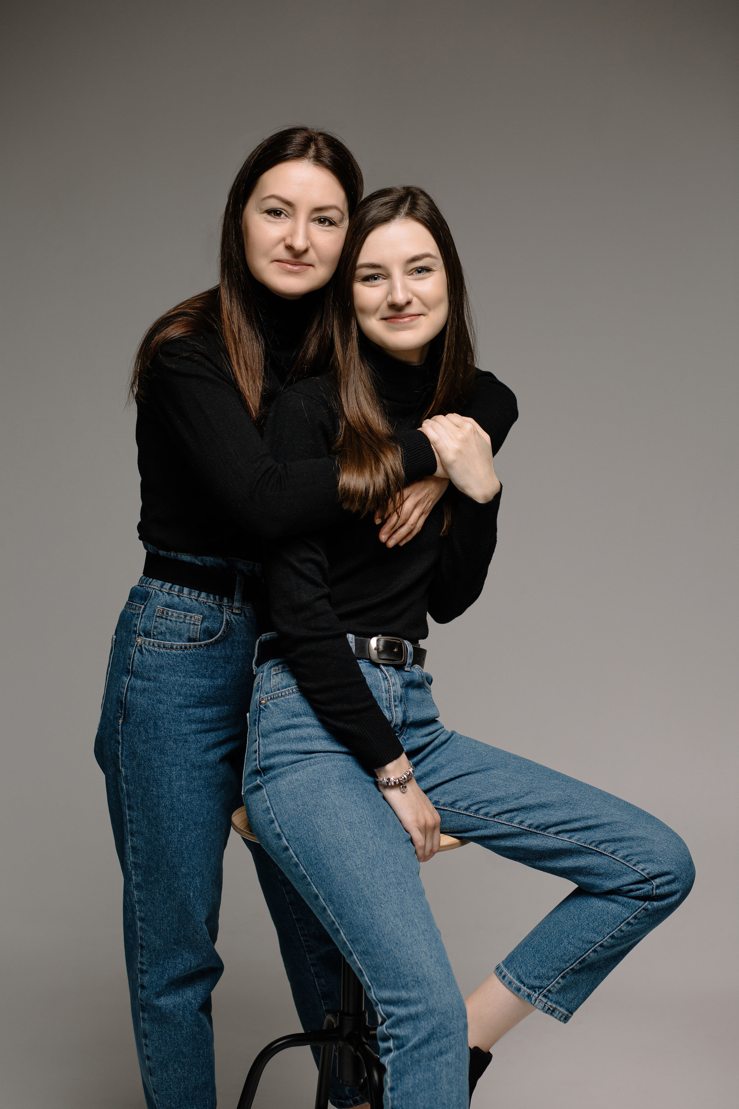 Анна и Ольга. Яна Тихонова — фотограф в Полоцке, Витебске и Минске