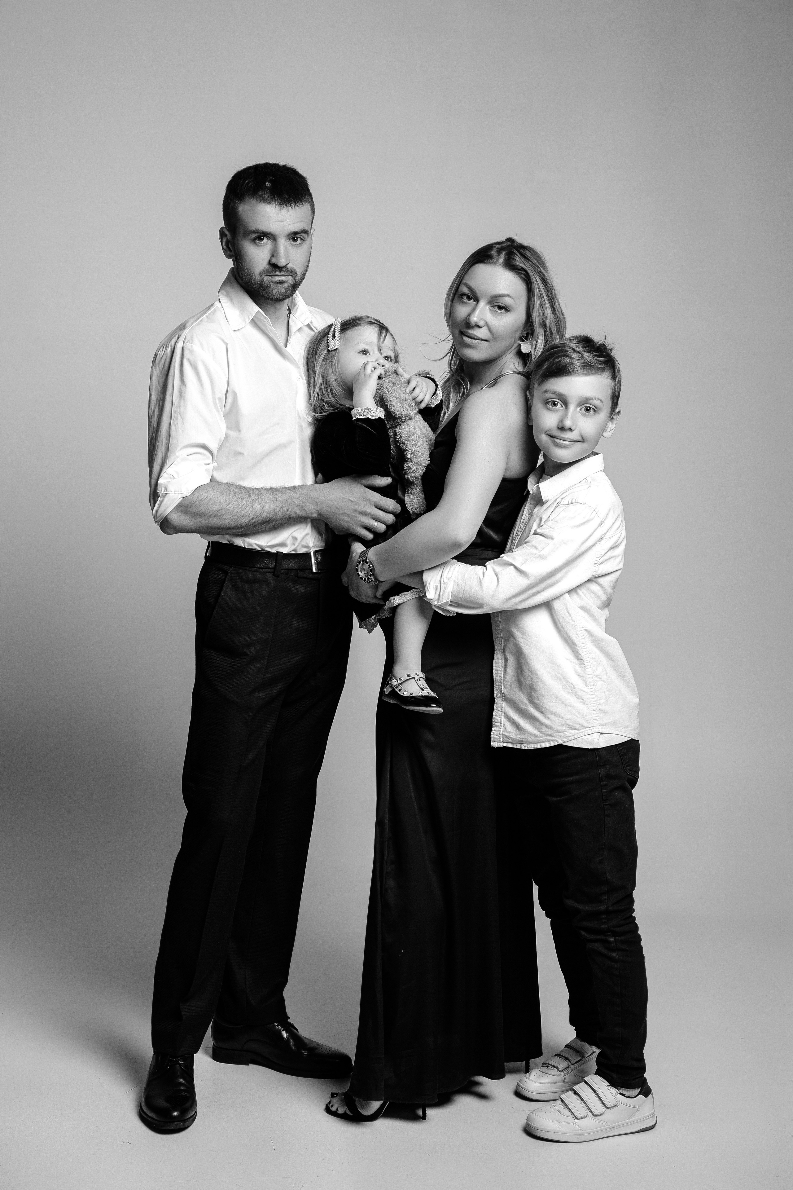 Наташа, Виталий, Миша и Аврора. Яна Тихонова — фотограф в Полоцке, Витебске и Минске