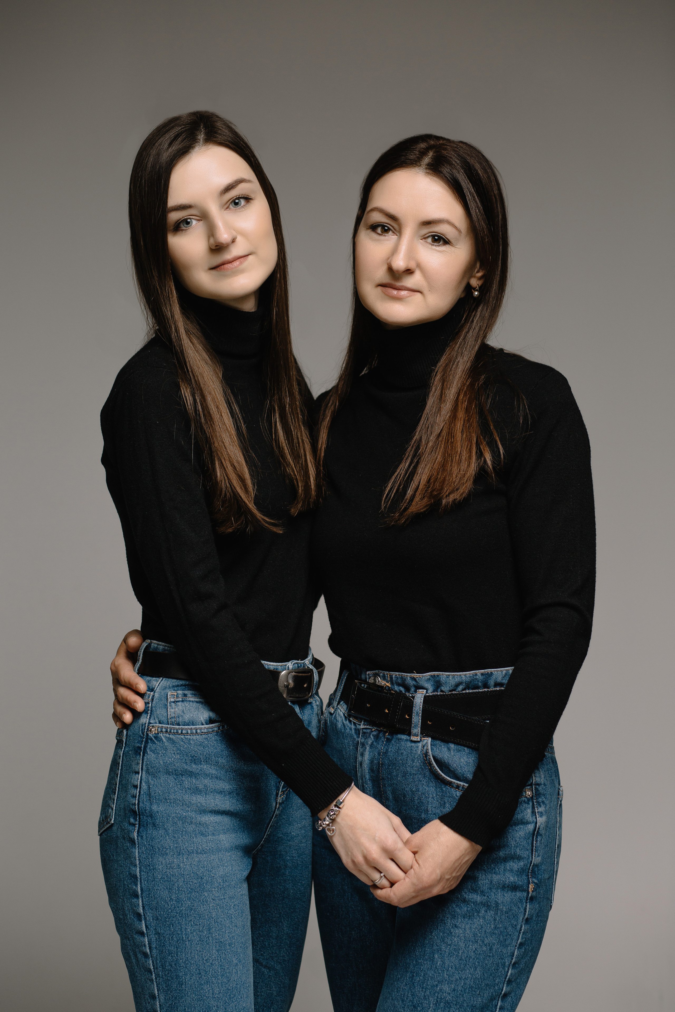 Анна и Ольга. Яна Тихонова — фотограф в Полоцке, Витебске и Минске