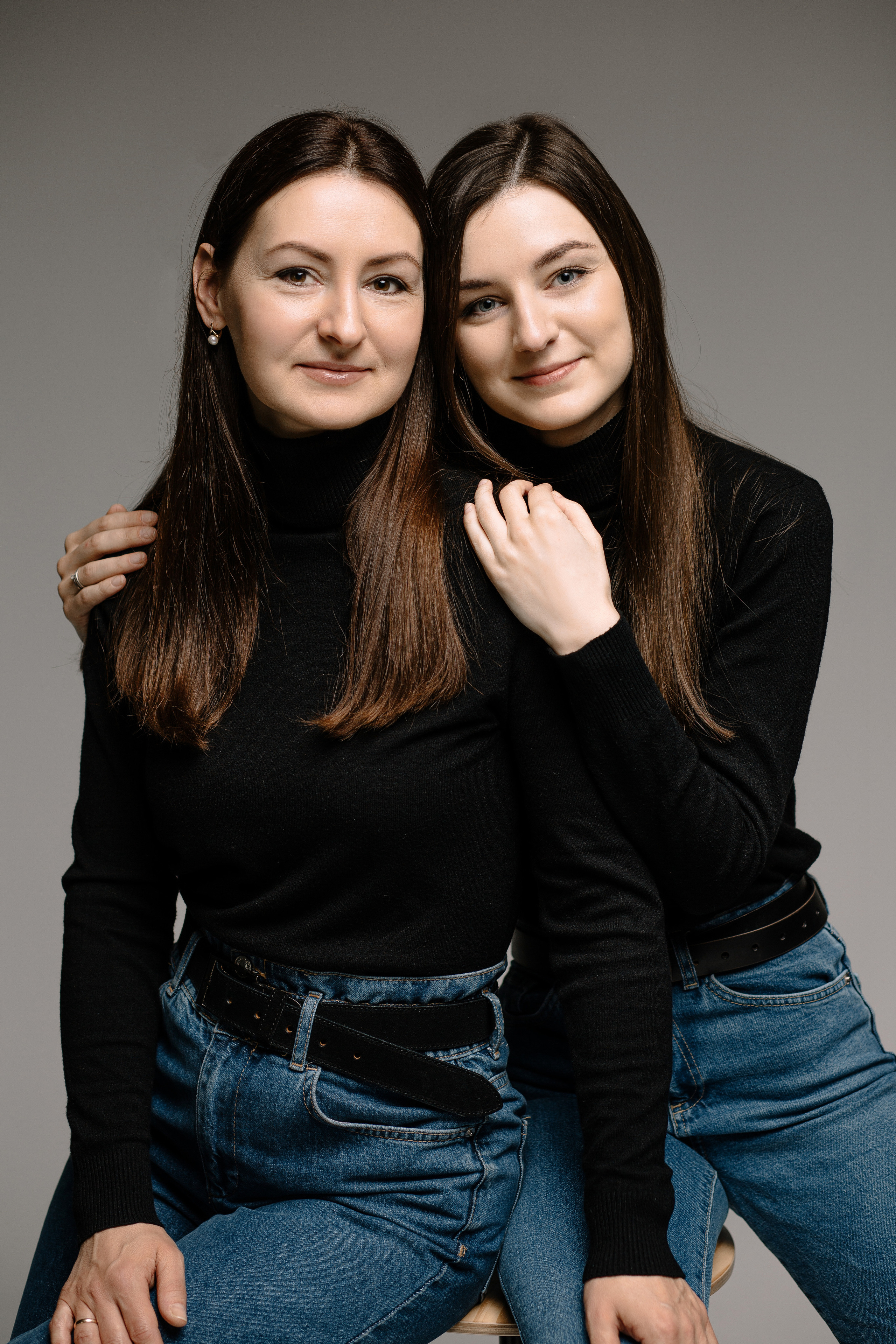 Анна и Ольга. Яна Тихонова — фотограф в Полоцке, Витебске и Минске