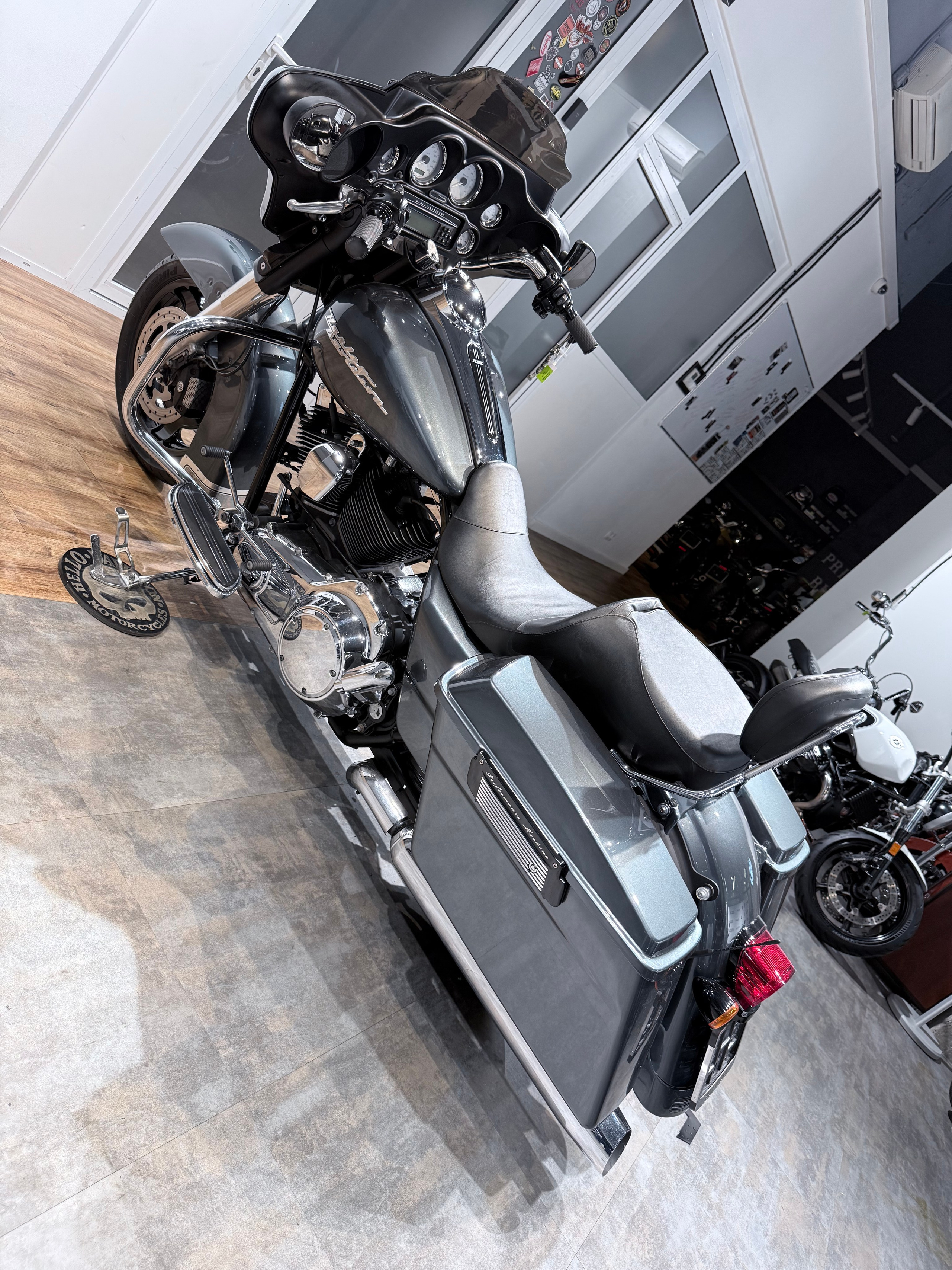 2009 Street Glide (Nardo Dark Gray). Hello Davidson, Москва. Только хорошие мотоциклы…