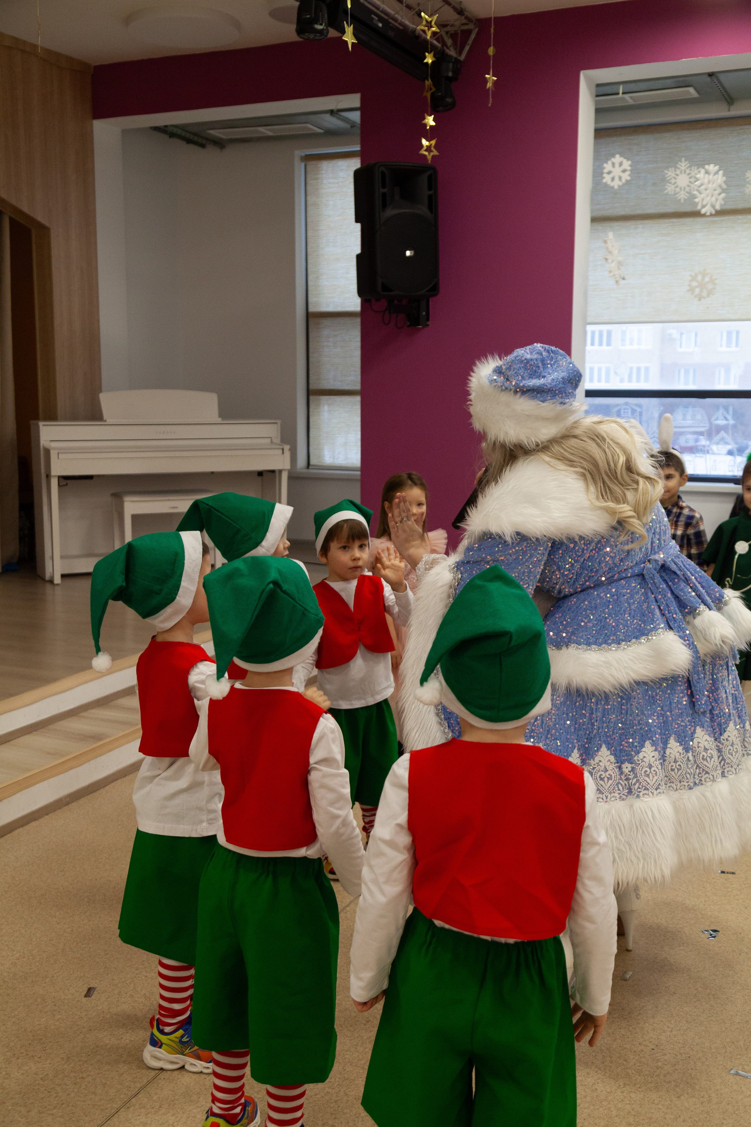 Новогодний утренник. 17.12.24. Профессиональное фото в Казани: от идеи до результата. Фотограф Яна Мур