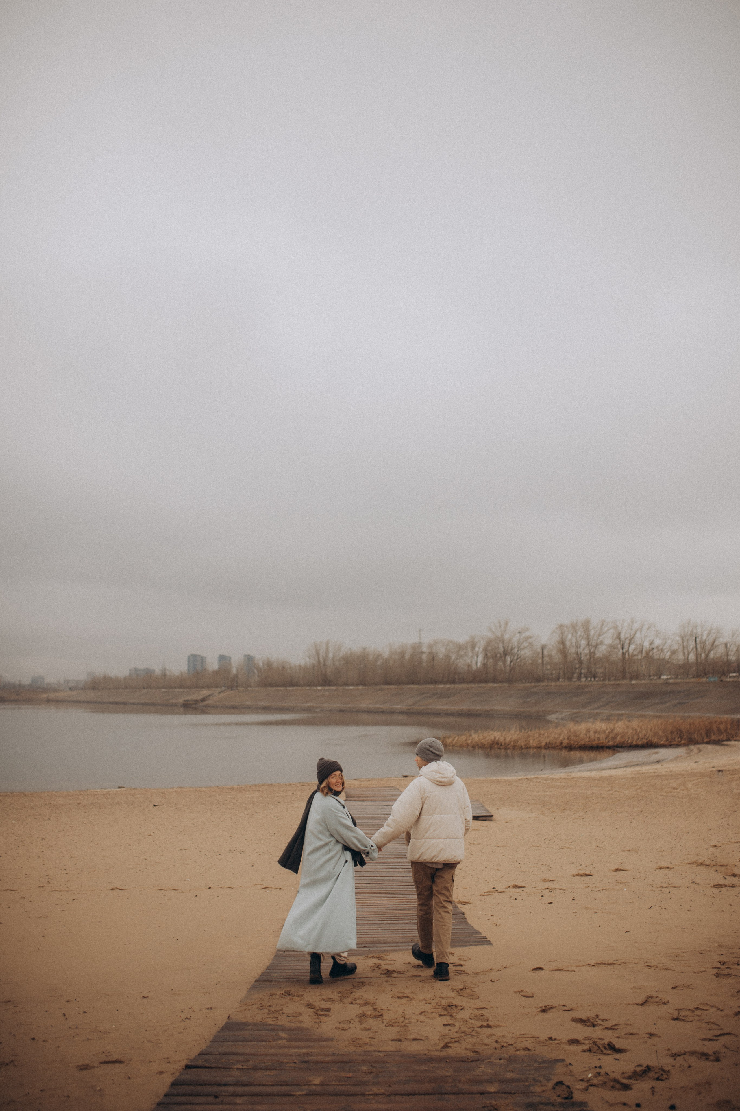 Осенний пляж. Свадебный фотограф Казань