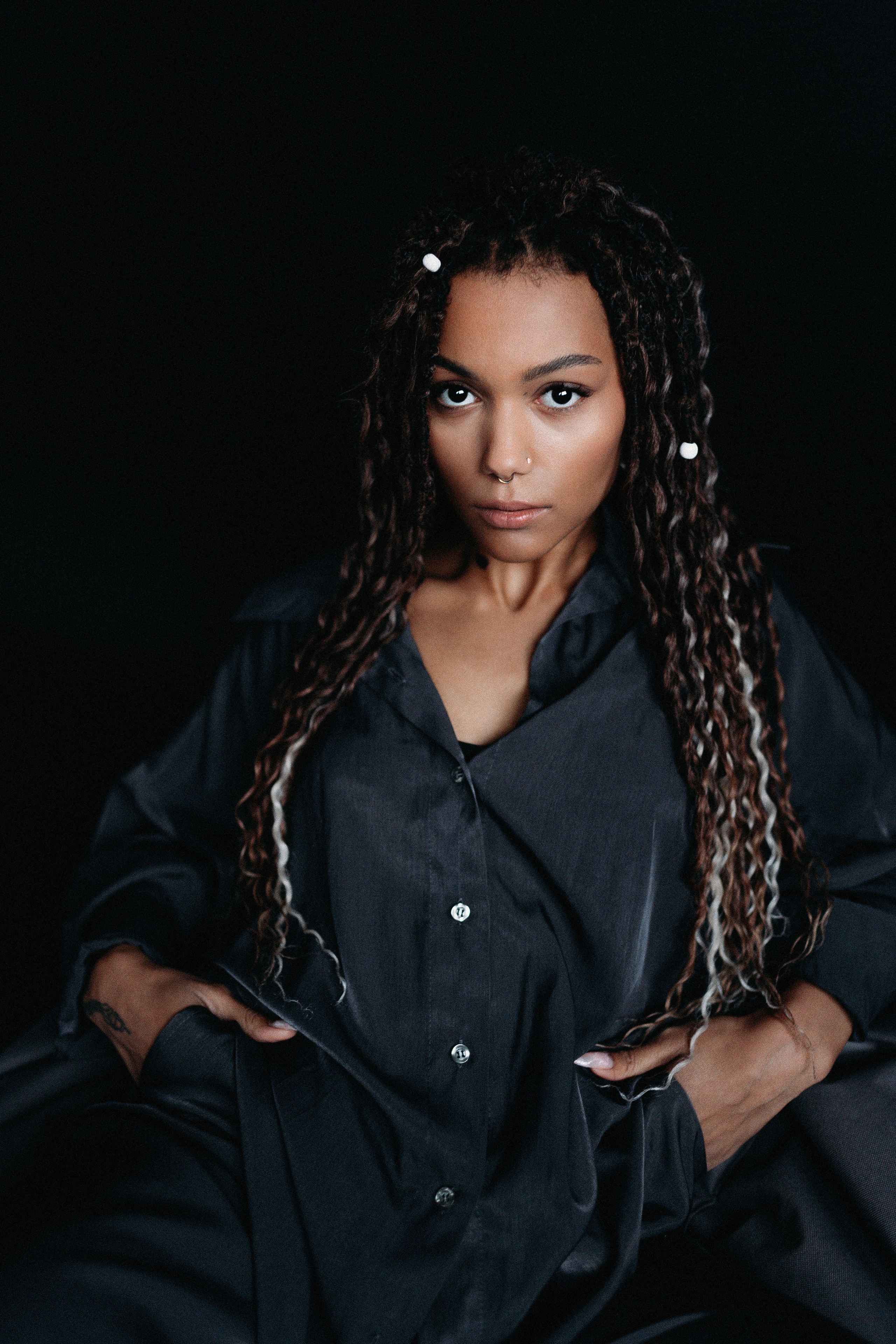 Портретная фотосессия в студии. Нейрокреатор Сербия, Нови-Сад