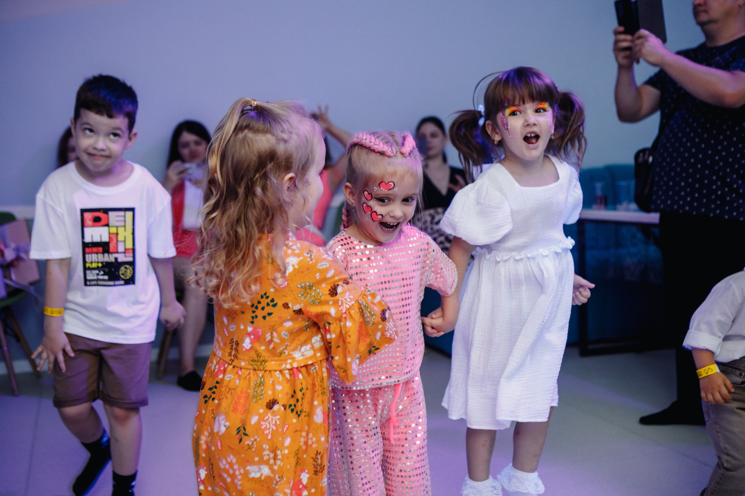 Лиза, 4 года. Краски детства. Фотографы в городе Волгограде — Людмила Агеева и Алексей Околелов