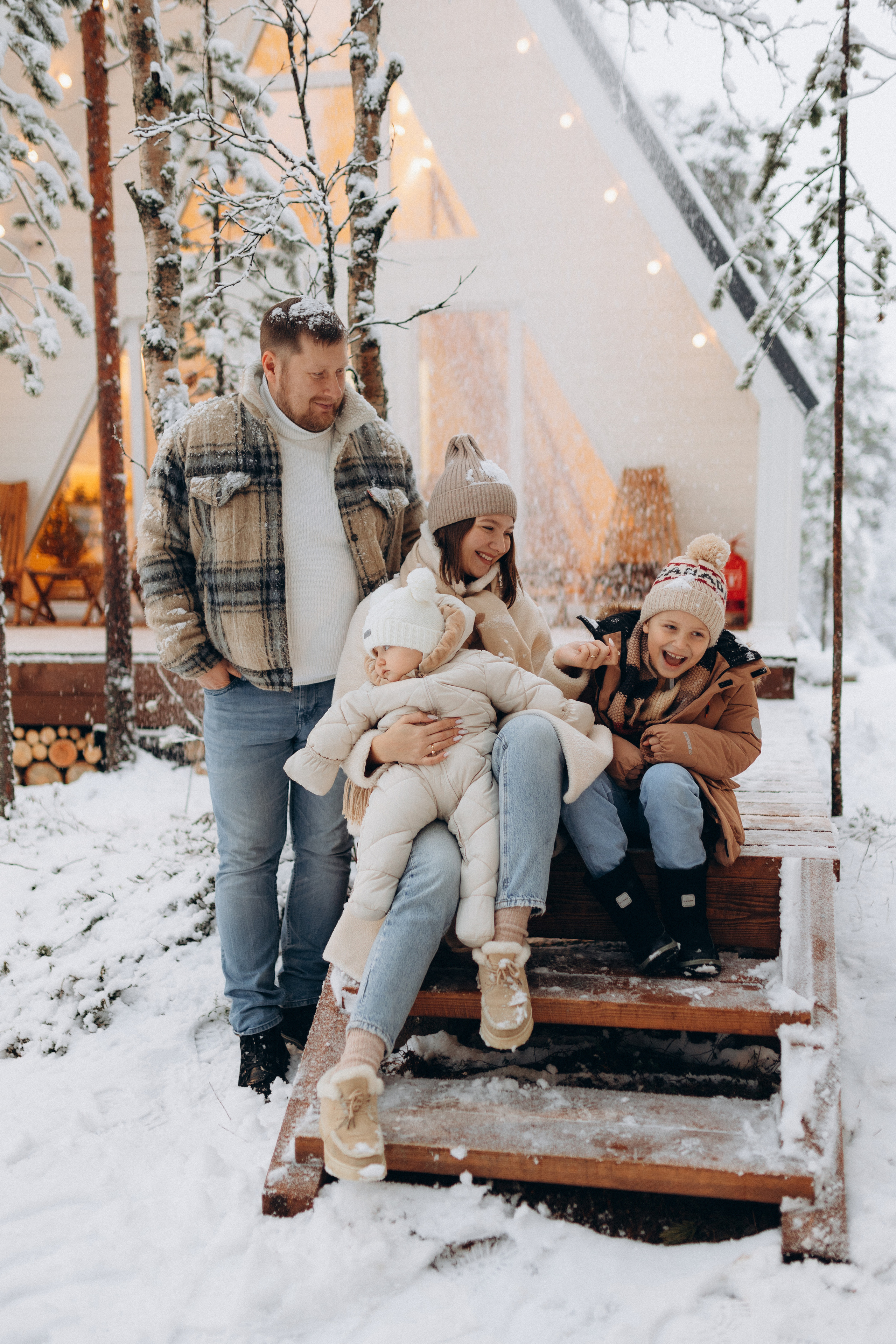 Семейная фотосессия в загородном доме. Фотограф и видеограф в Мурманске, Москве Екатерина Нечаева