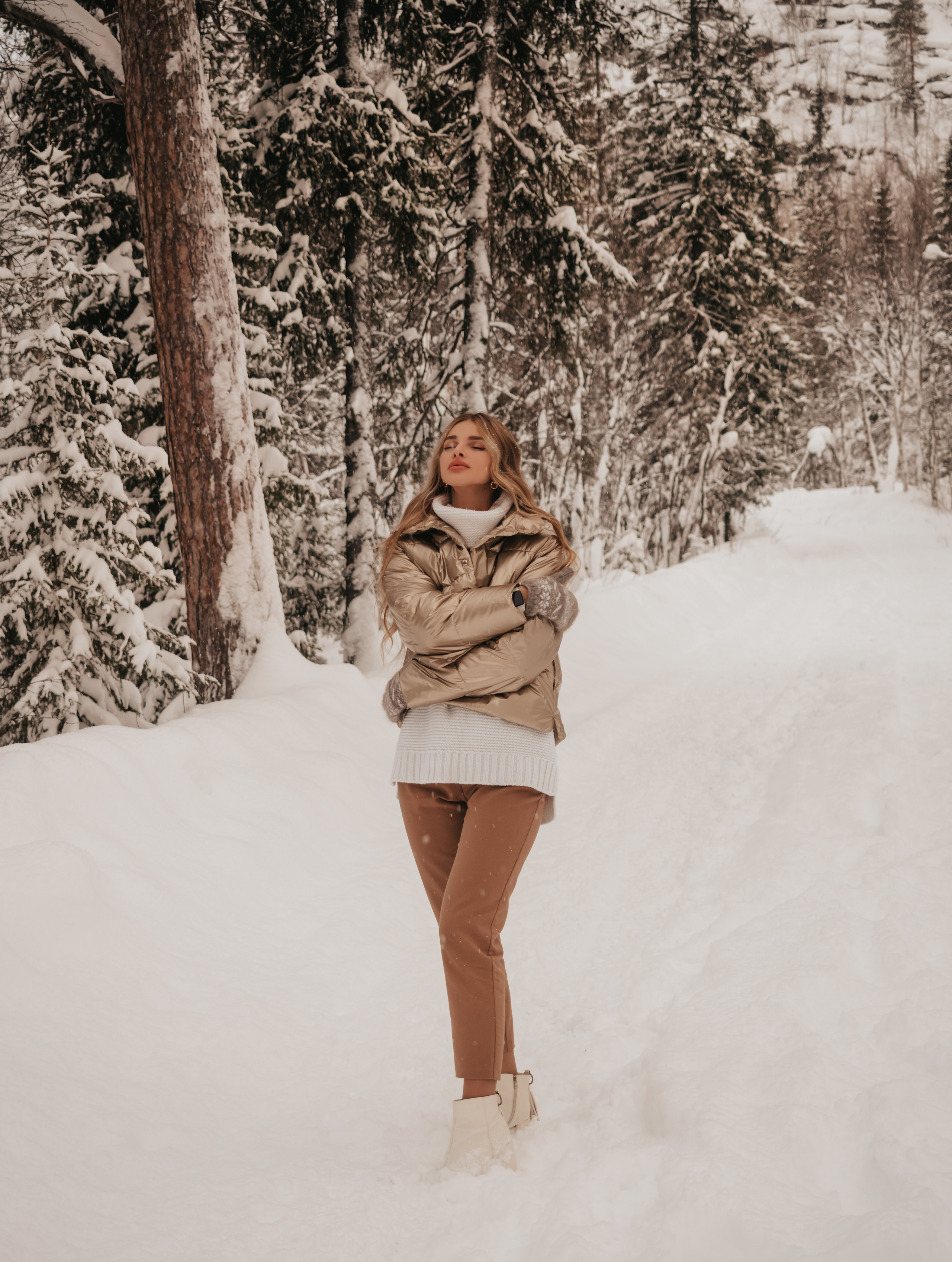 Фотосессия в зимнем лесу. Фотограф и видеограф в Мурманске, Москве Екатерина Нечаева