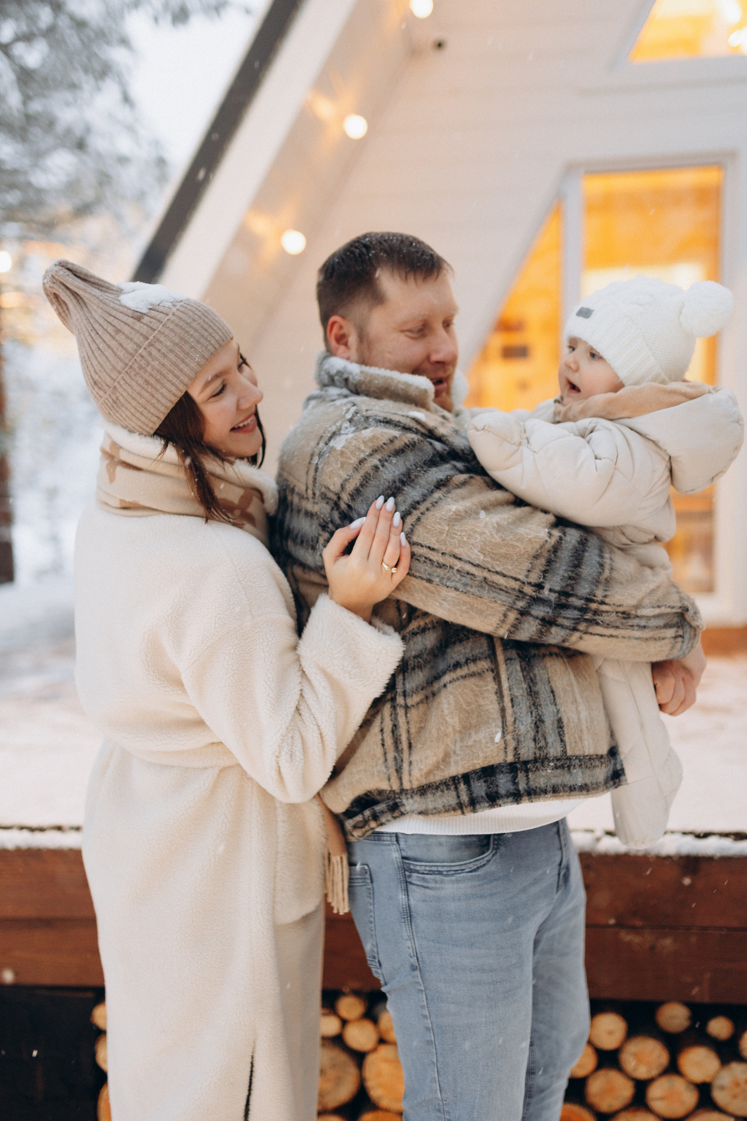 Семейная фотосессия в загородном доме. Фотограф и видеограф в Мурманске, Москве Екатерина Нечаева