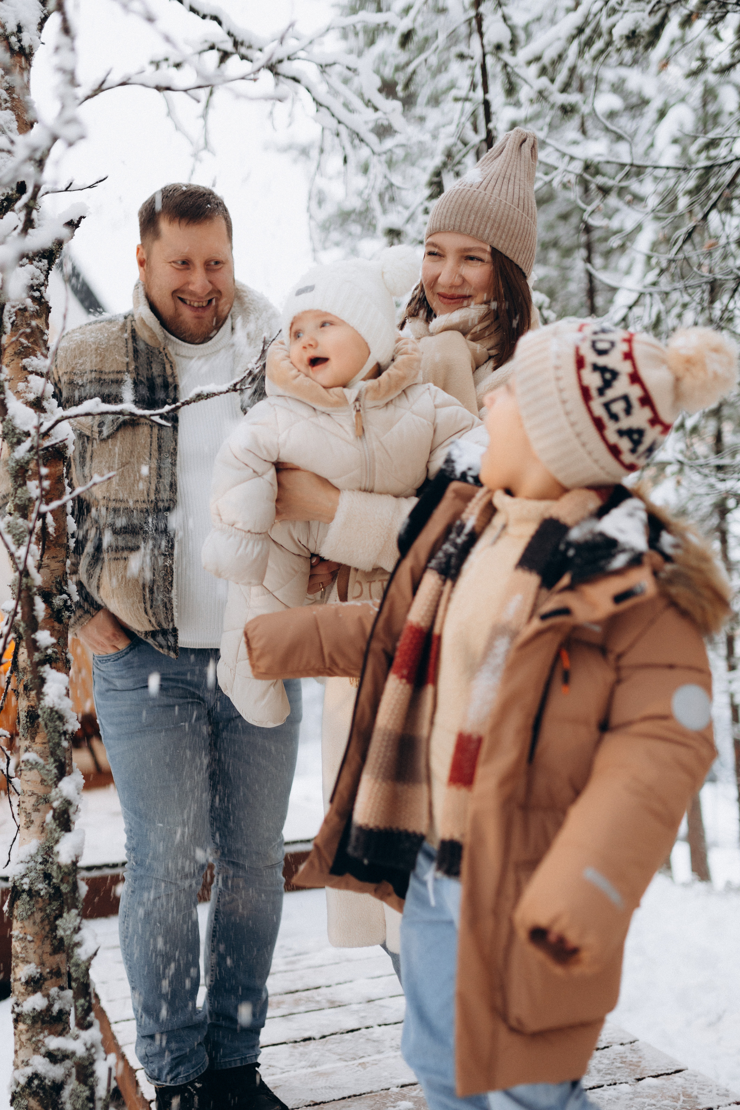 Семейная фотосессия в загородном доме. Фотограф и видеограф в Мурманске, Москве Екатерина Нечаева