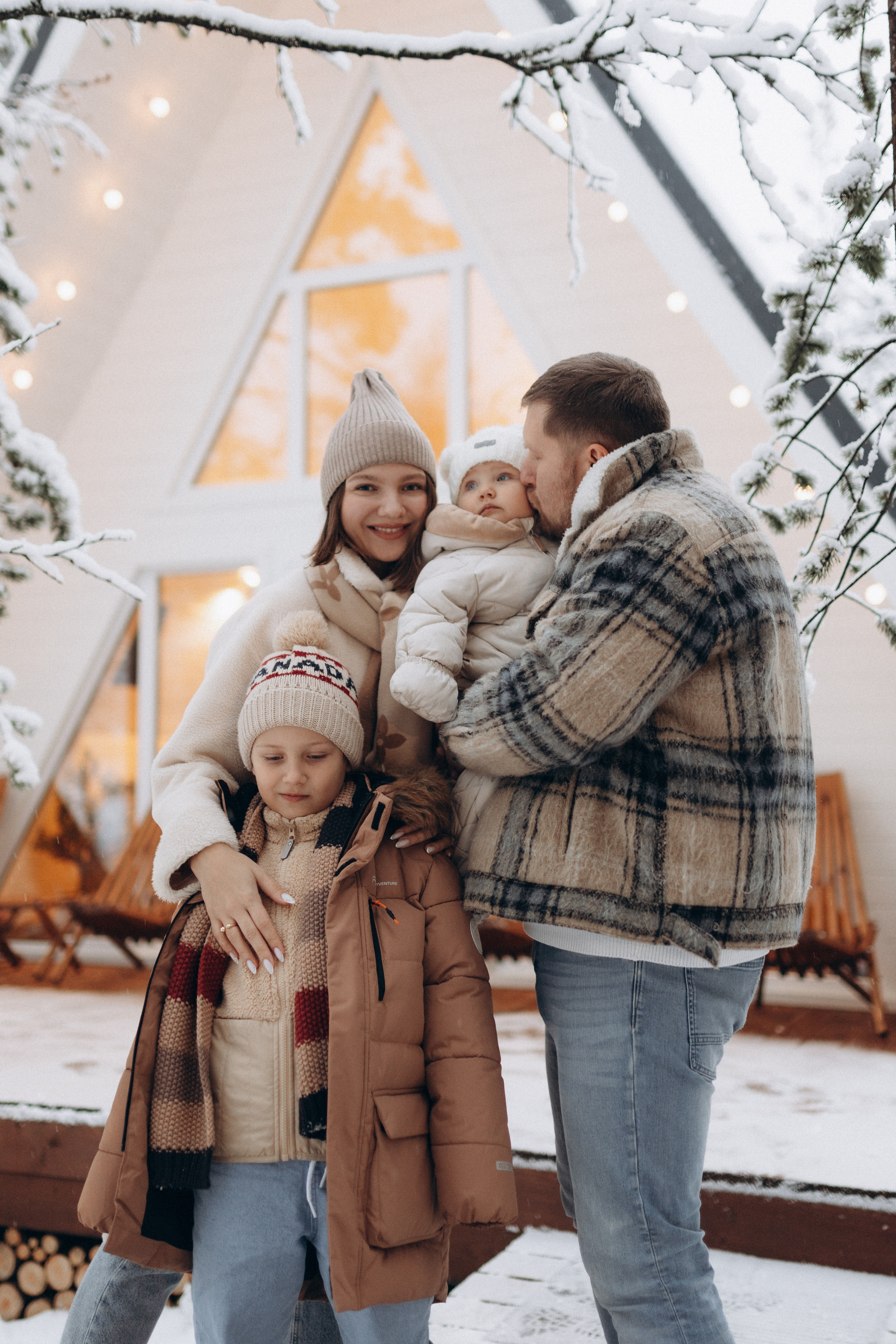 Семейная фотосессия в загородном доме. Фотограф и видеограф в Мурманске, Москве Екатерина Нечаева