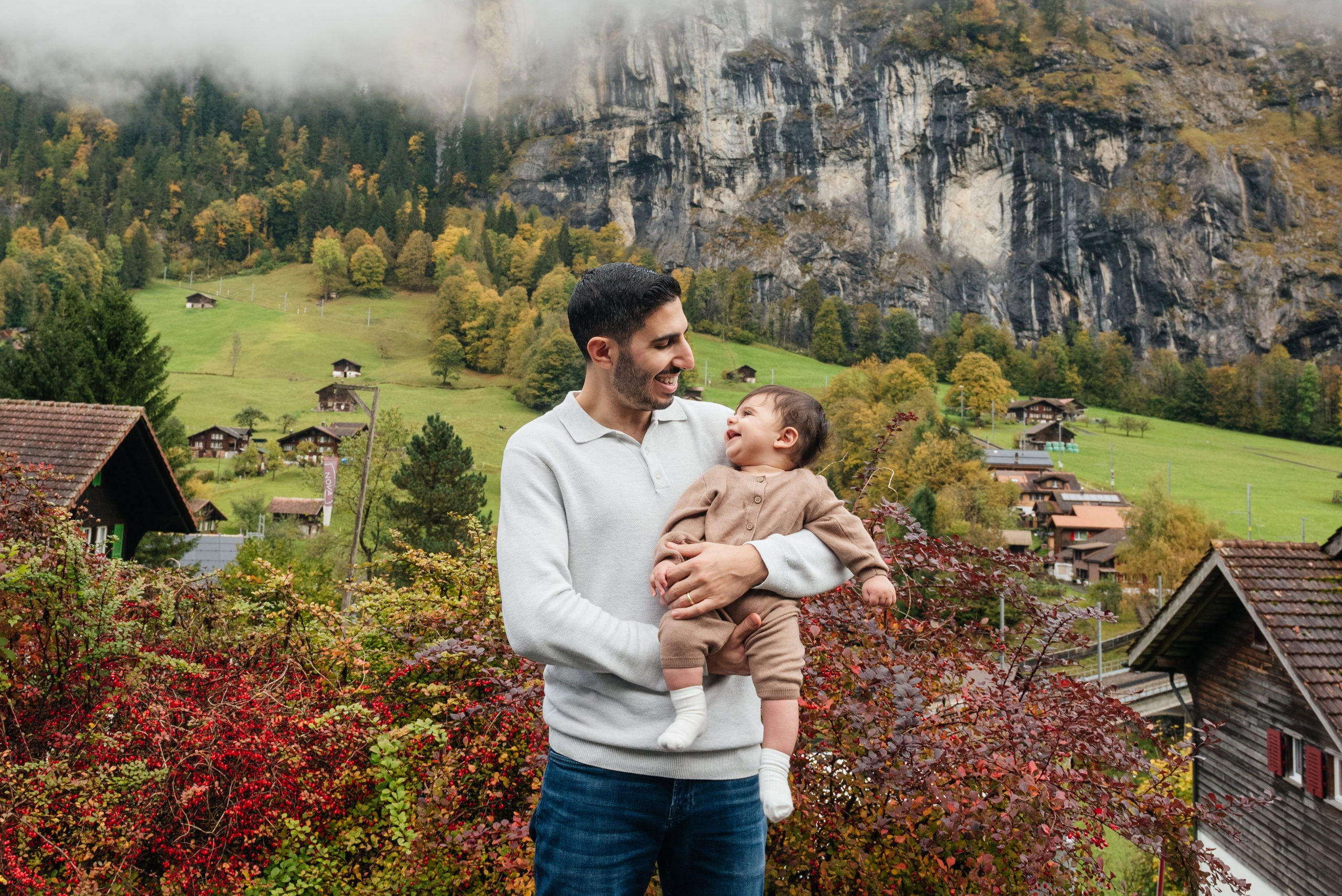 Ruby, Elie and Leo (Lauterbrunnen, Suisse). Photographe en Suisse et en Europe Anna Alekseenko