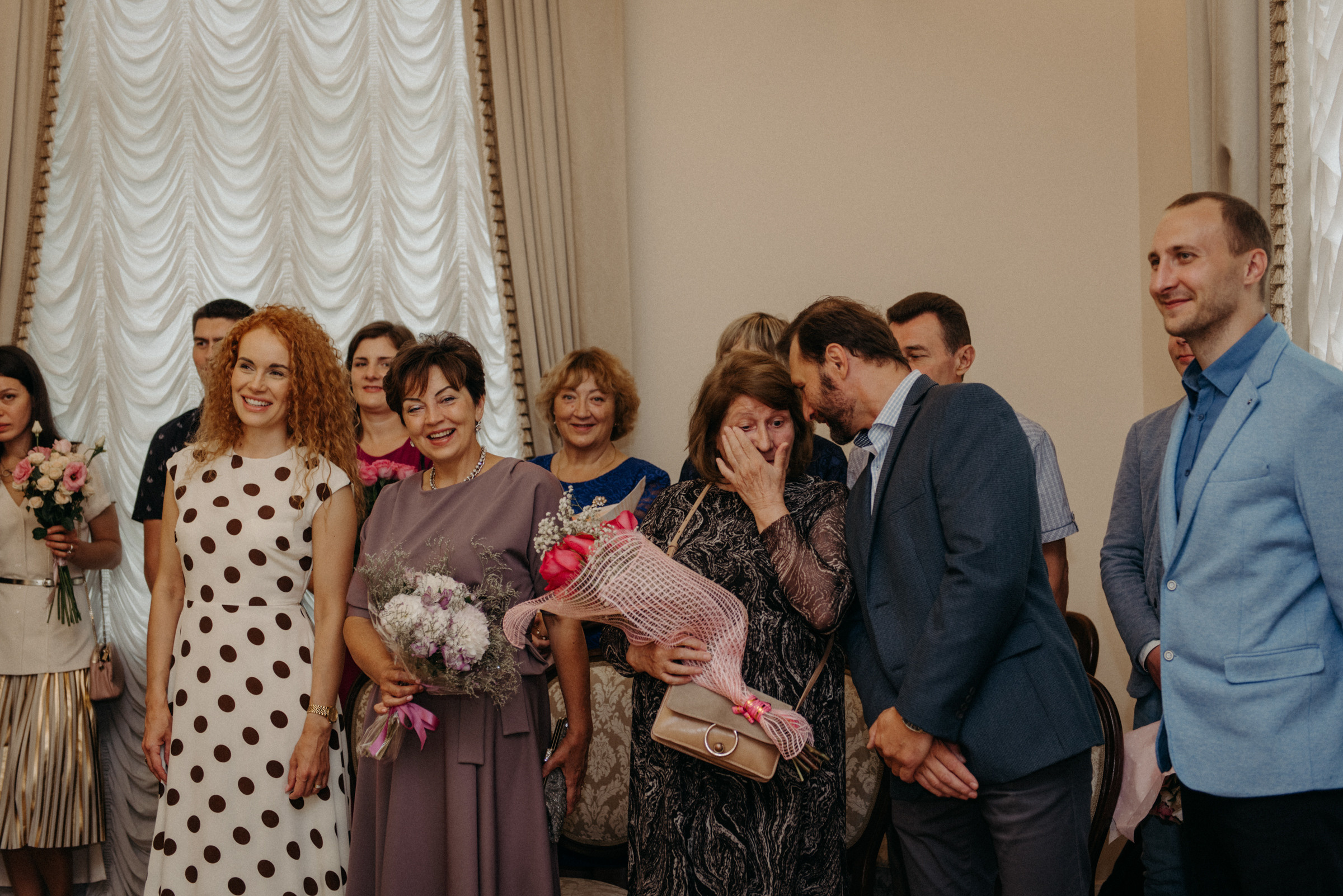 фотограф на свадьбу, сборы невесты в отеле Tsar Palace