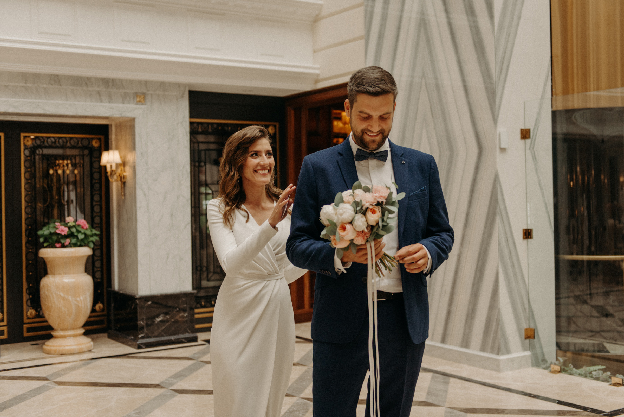 фотограф на свадьбу, сборы невесты в отеле Tsar Palace