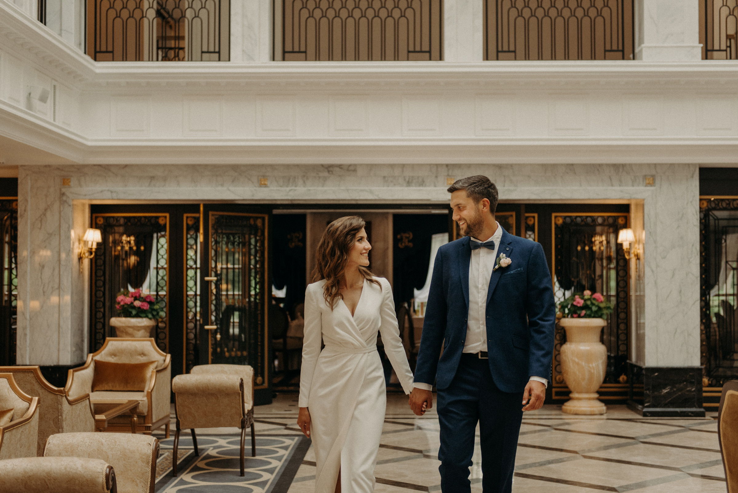 фотограф на свадьбу, сборы невесты в отеле Tsar Palace