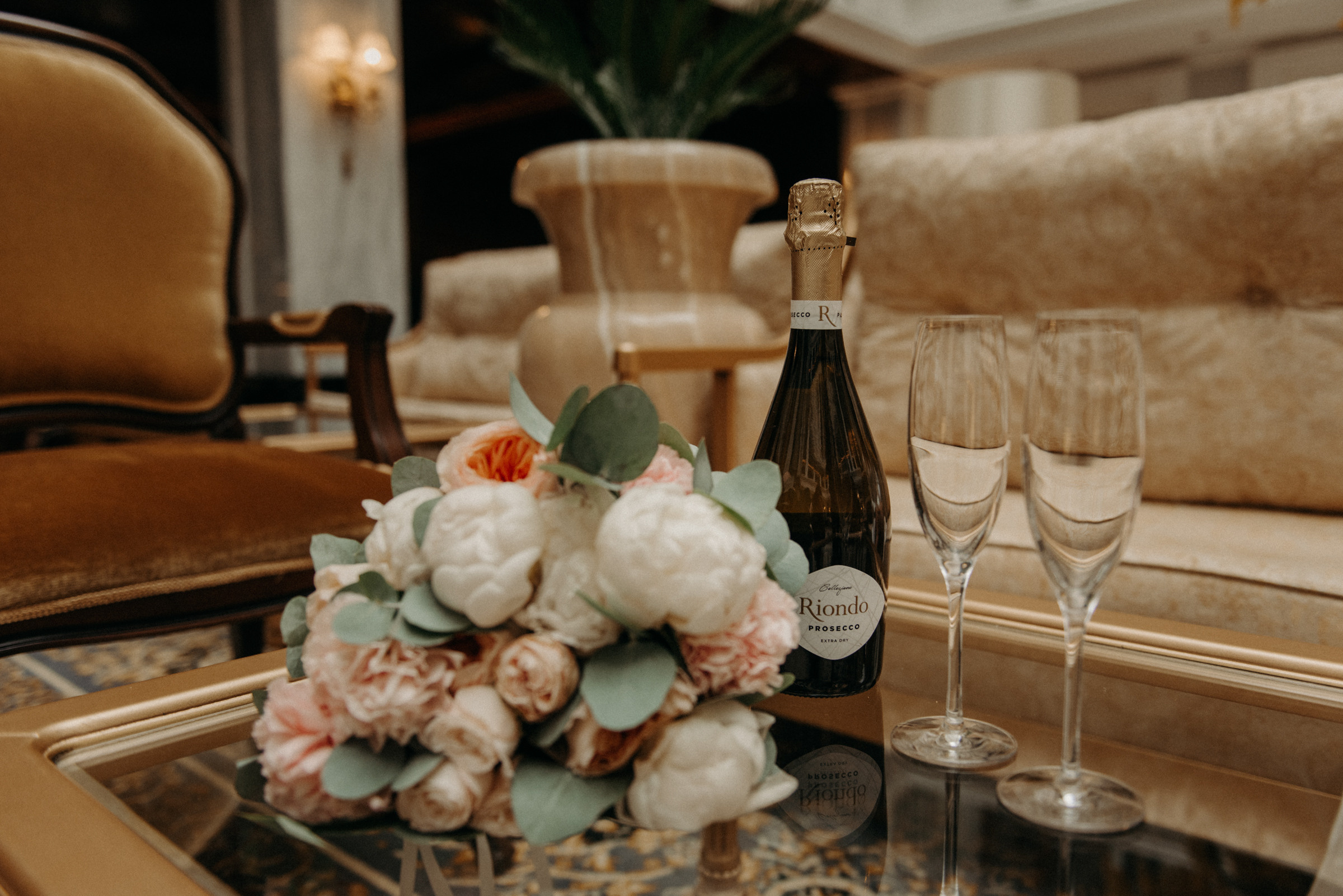 фотограф на свадьбу, сборы невесты в отеле Tsar Palace