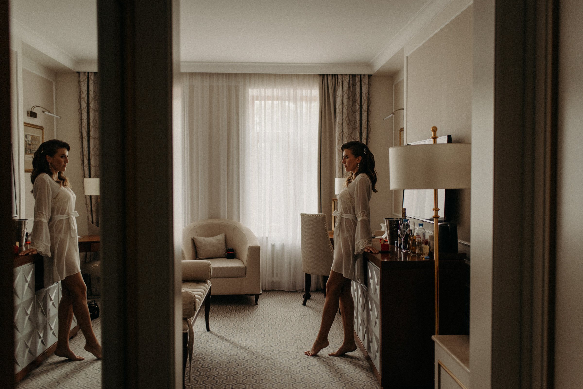 фотограф на свадьбу, сборы невесты в отеле Tsar Palace