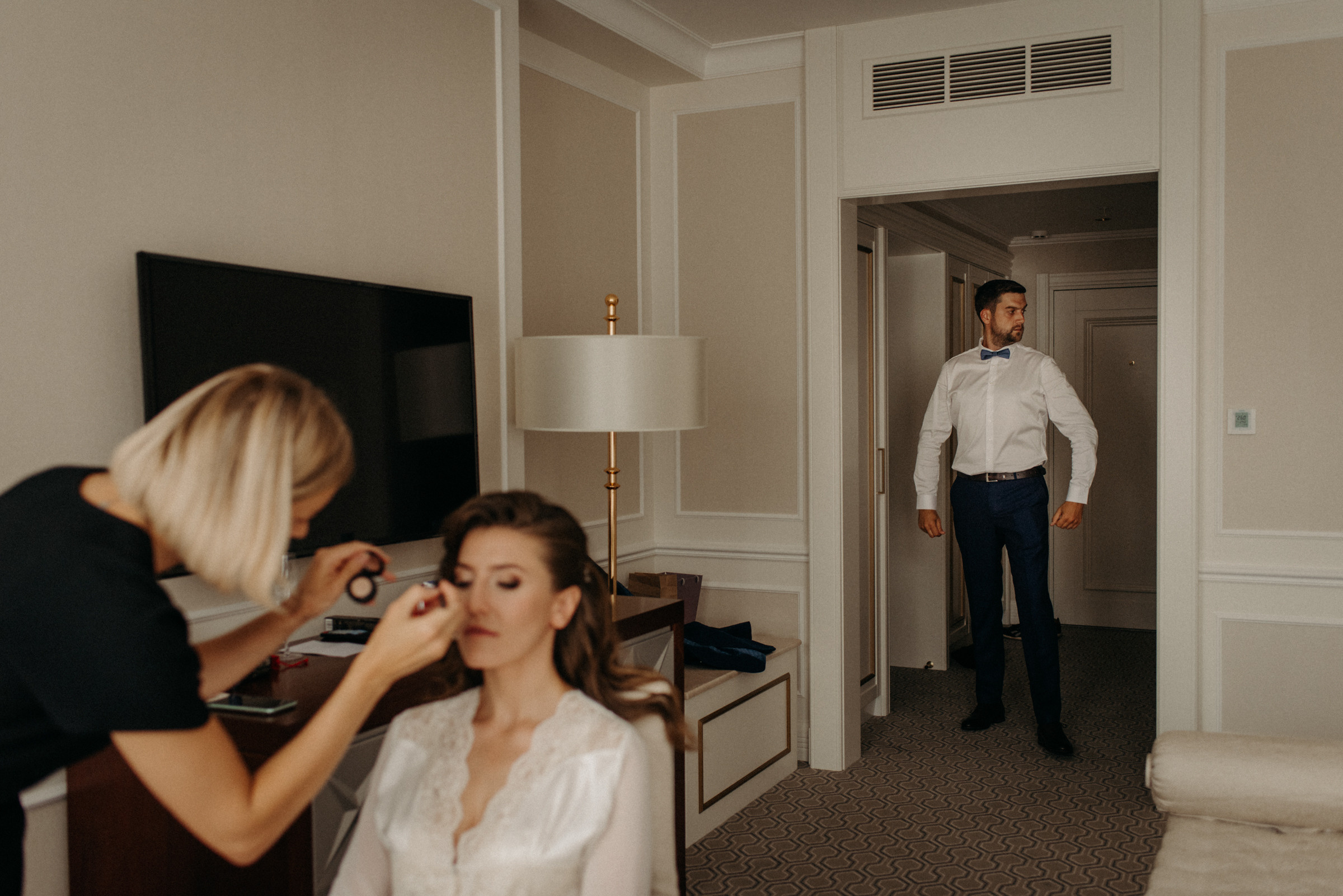 фотограф на свадьбу, сборы невесты в отеле Tsar Palace