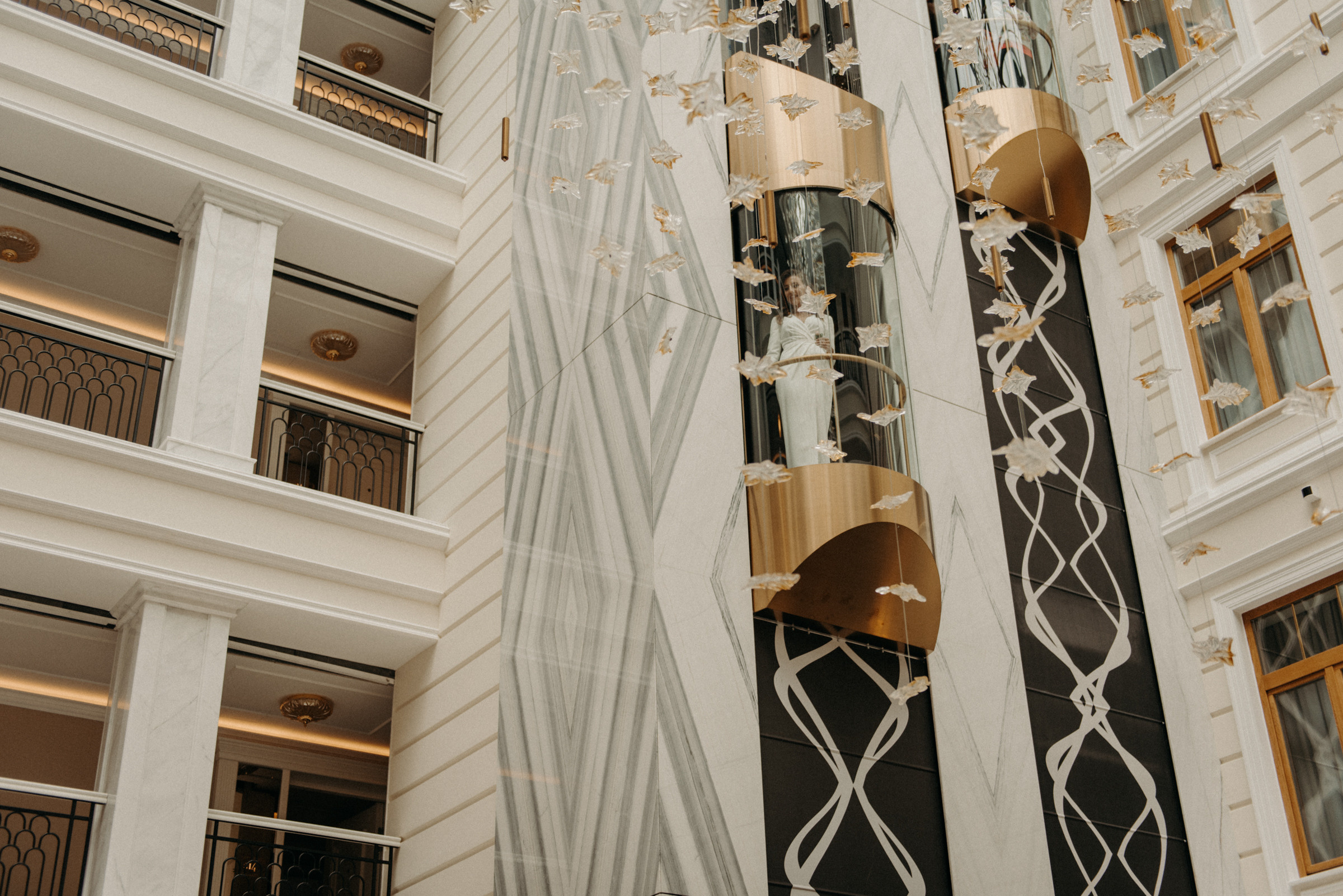 фотограф на свадьбу, сборы невесты в отеле Tsar Palace