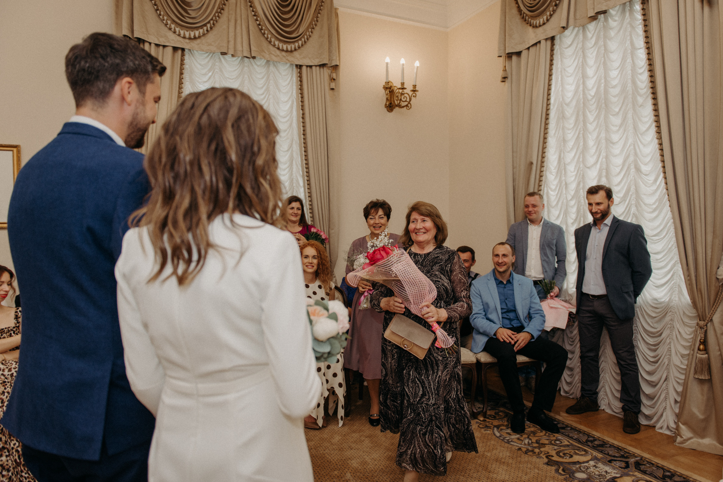 фотограф на свадьбу, сборы невесты в отеле Tsar Palace