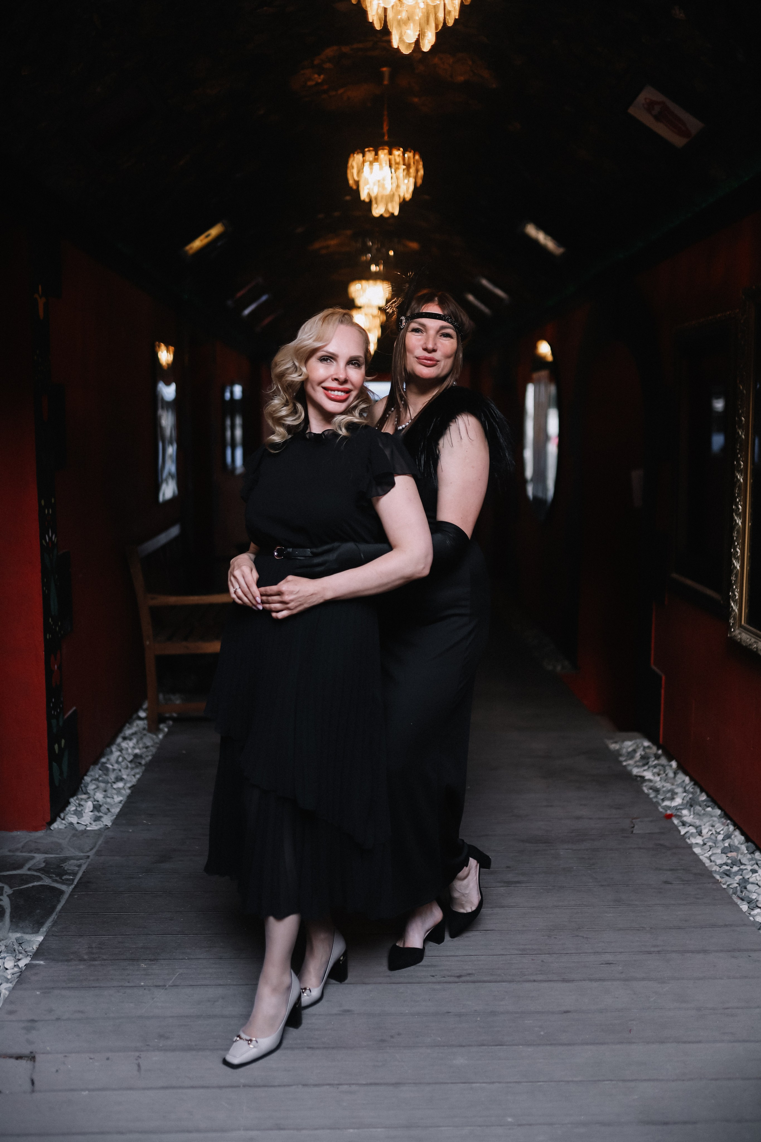 25.Диана и гости