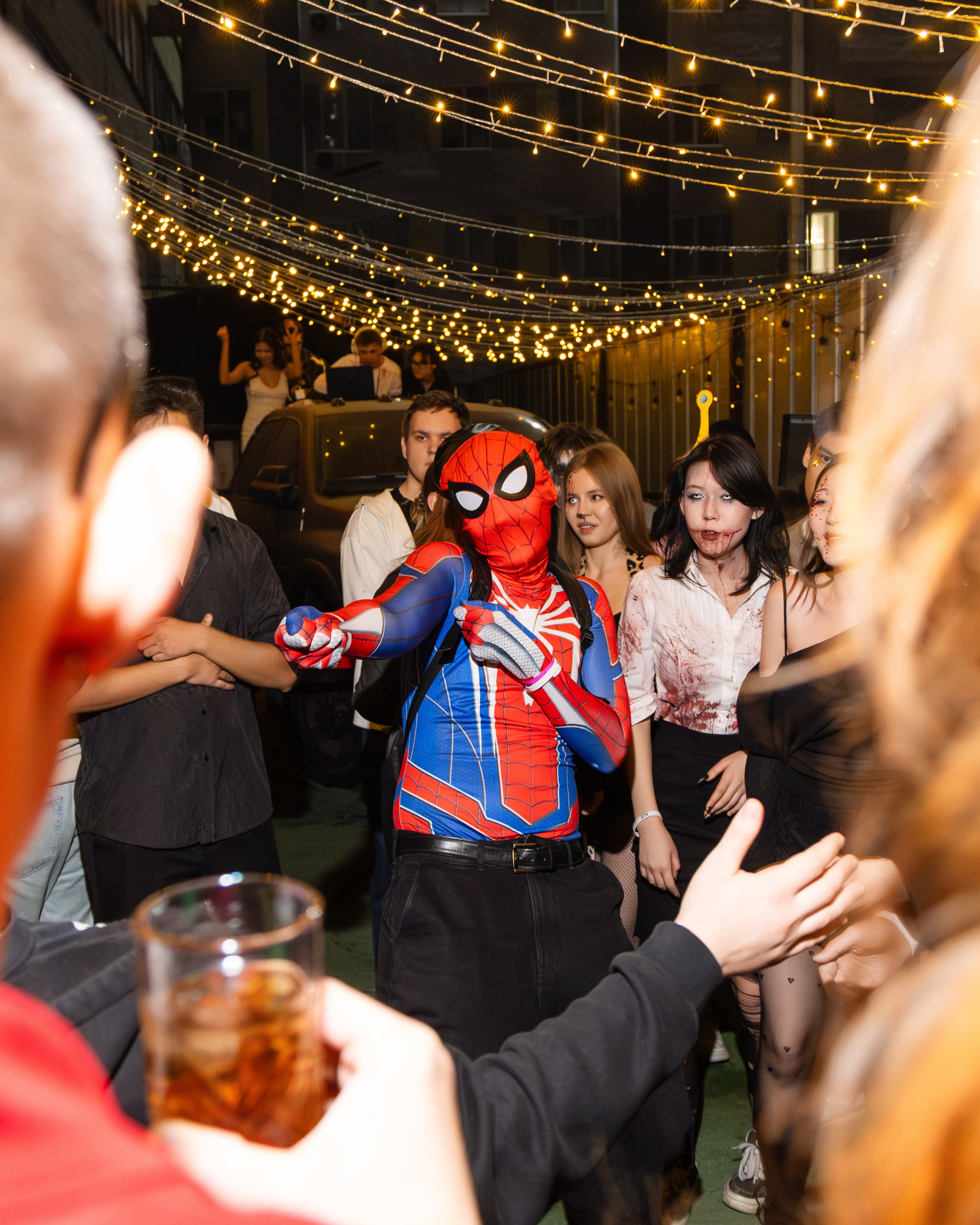 ВЫШКА WAVE — HALLOWEEN. Портретный фотограф в Алматы