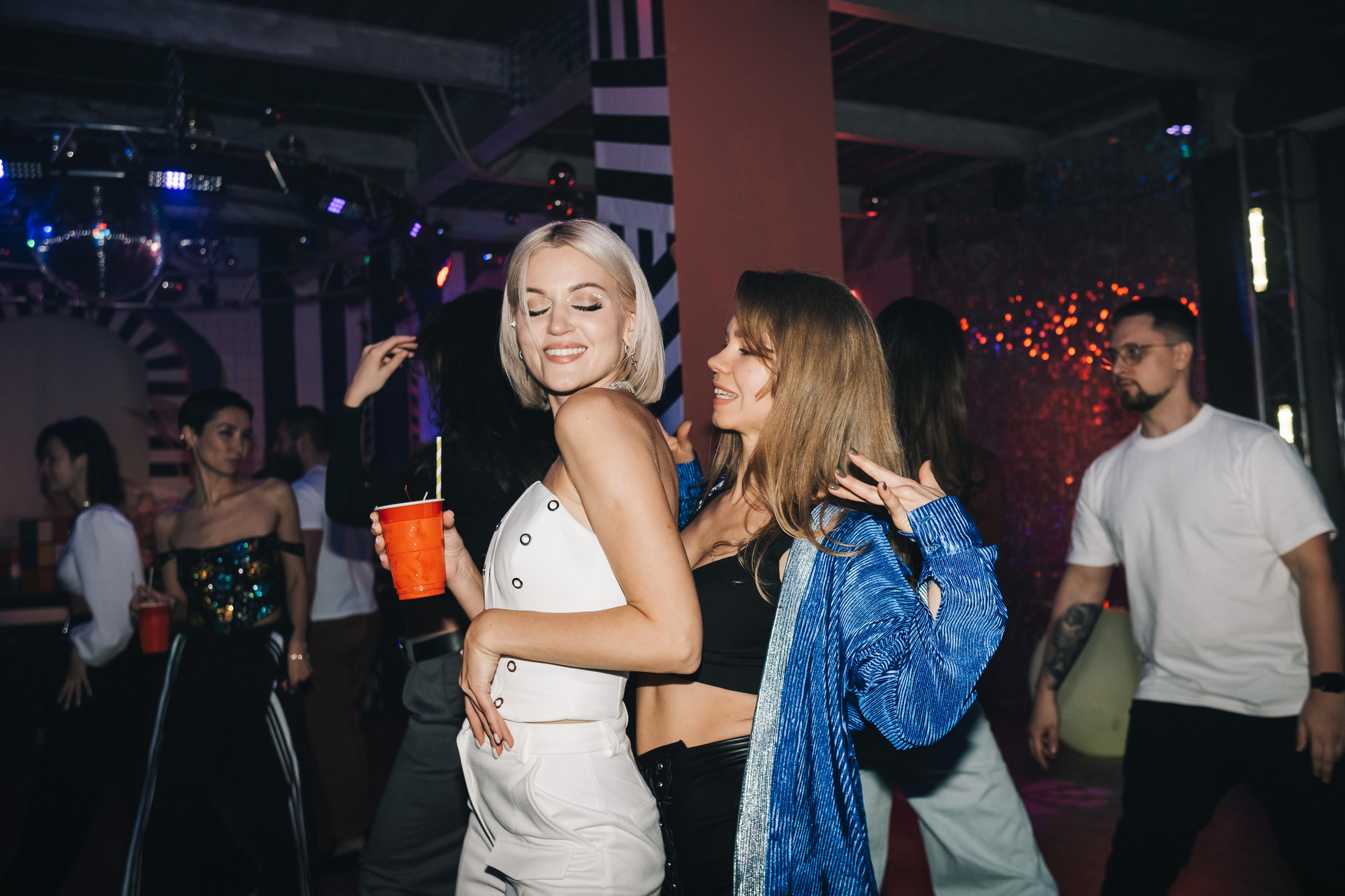 День рождения Зарины и Антона. Репортажный и портретный фотограф в Москве Илья Спиридонов