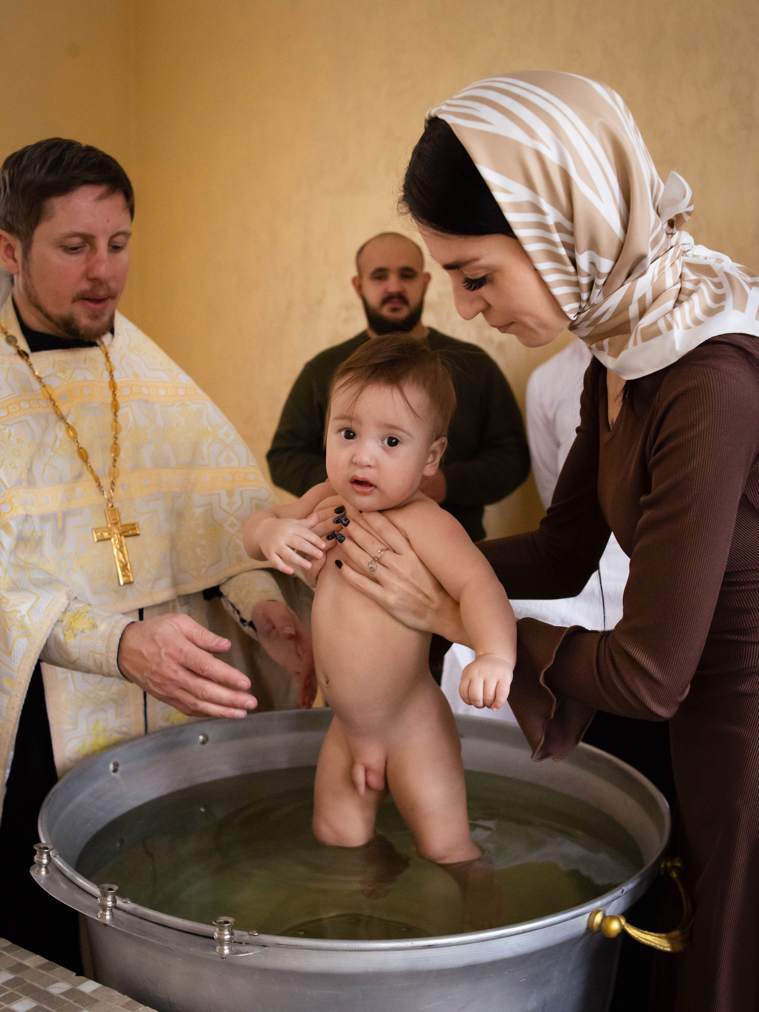 Крещение Эмира. Семейный фотограф Софи Симакова в Волгограде и Волжском