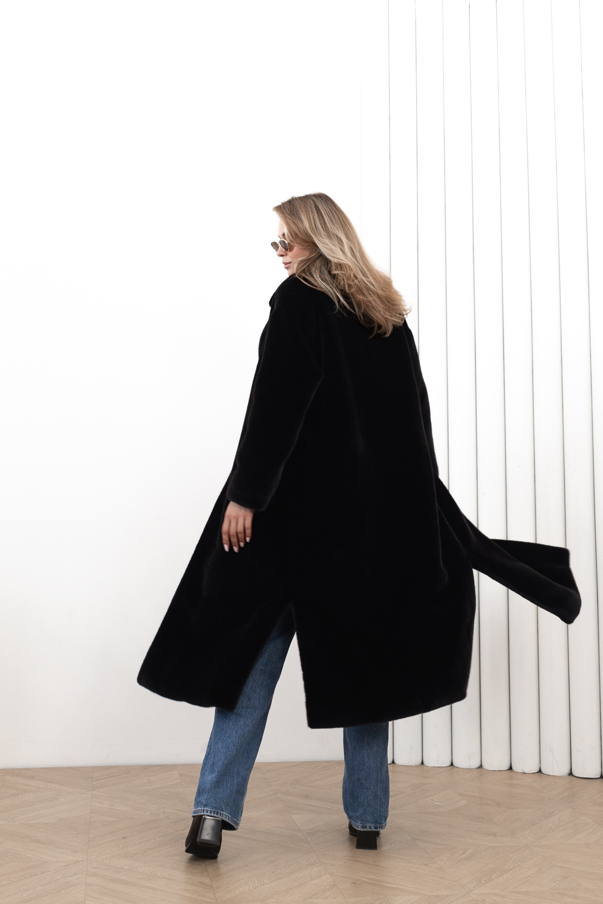 MY BEVERLY COAT — каталог. Фотограф для брендов в Санкт-Петербурге — Анита Вернер