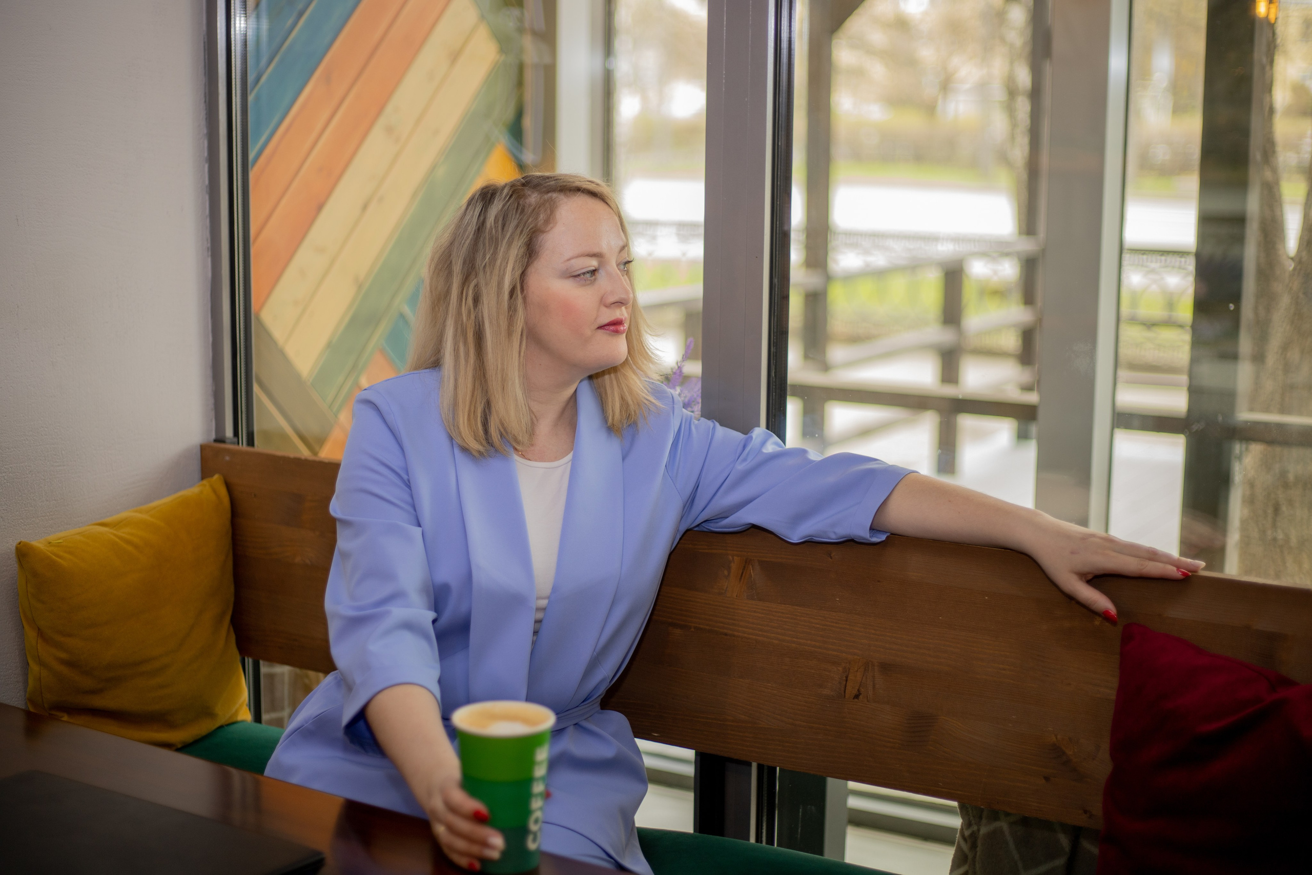 Фотосессия в кафе. Фотограф новорожденных в Екатеринбурге