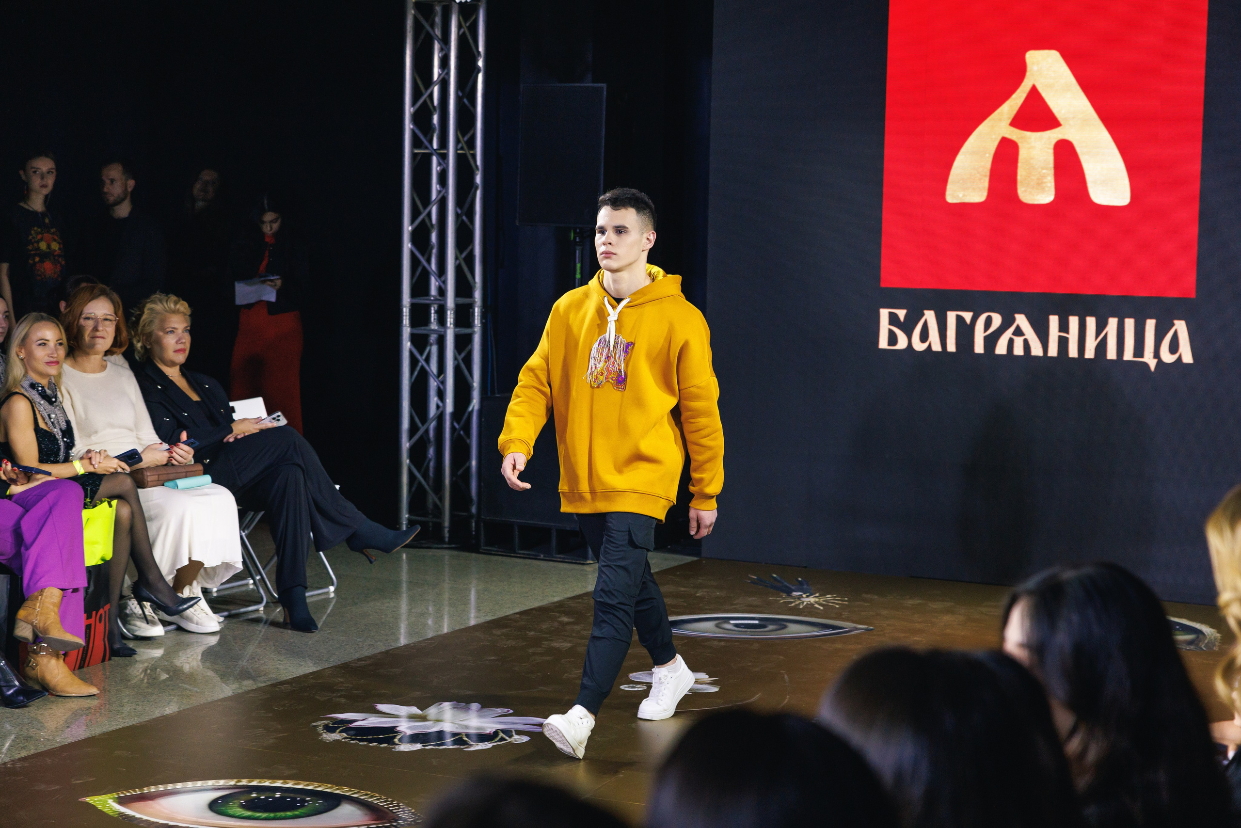 Volga Fashion Week. Профессиональный фотограф в Москве Захар Ишутин