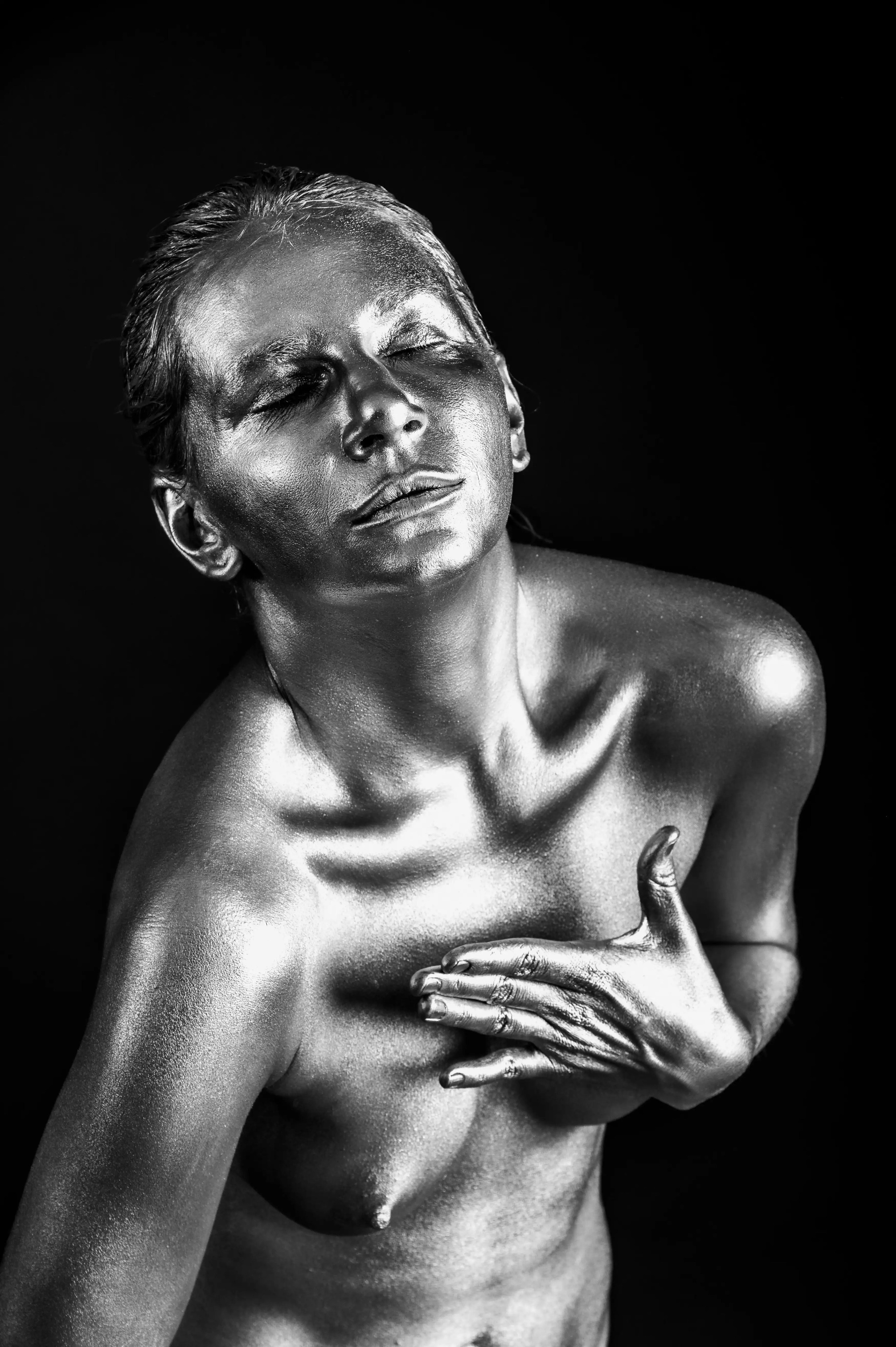 Vigour Magazine (BW Edition) Iron Woman, 2023. Фотограф в Астане Табакова Наталья