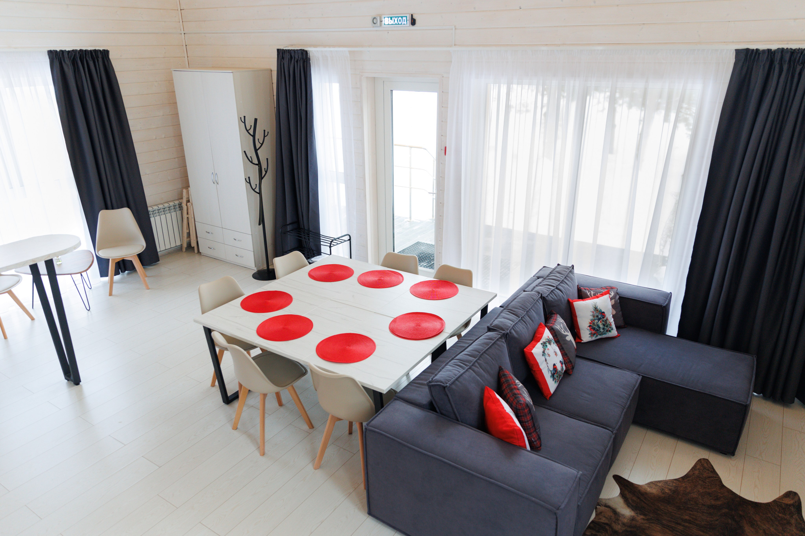 Дома в аренду. Фотосъёмка для бизнеса — предметное фото, репортаж с мероприятий, портреты людей, съёмка интерьера и экстерьера