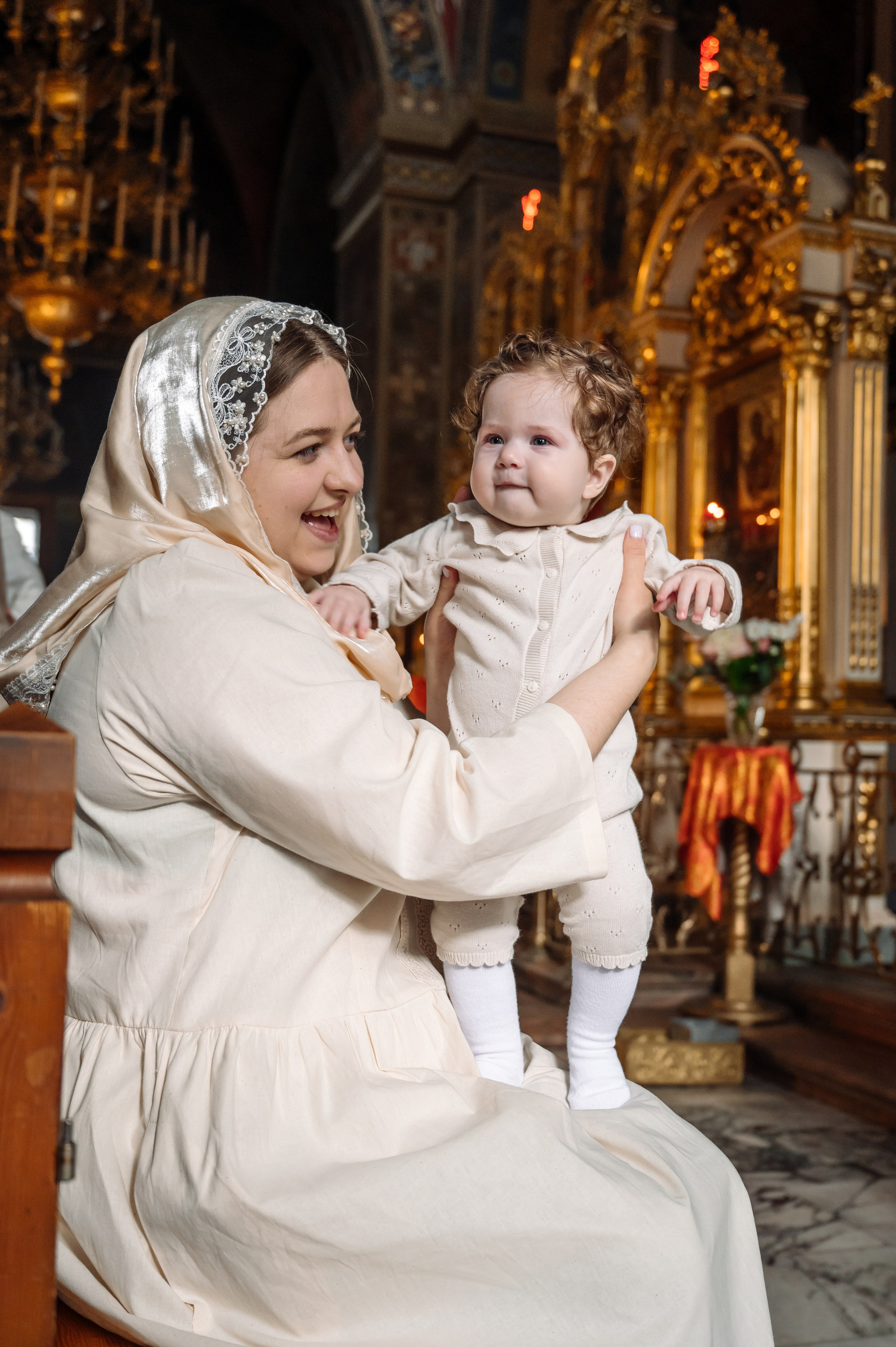 Фотосъёмка крещения. Анастасия Петрович фотограф, фотокорреспондент в Москве и Санкт-Петербурге. Фотосъёмка репортажа, мероприятия, корпоративная съёмка, контент