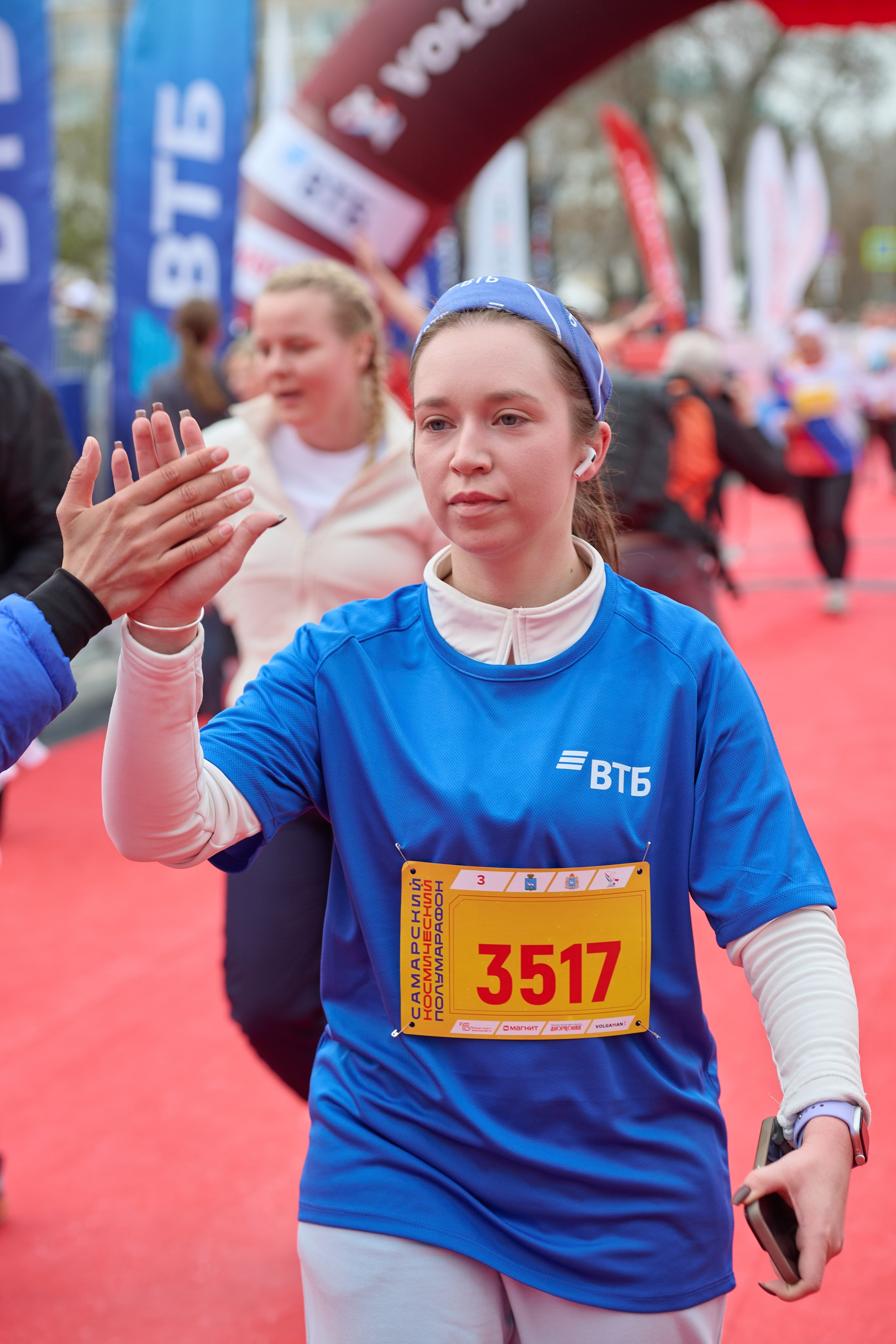 Самарский космический полумарафон 2026 (с командой ВТБ). Фотограф в Самаре