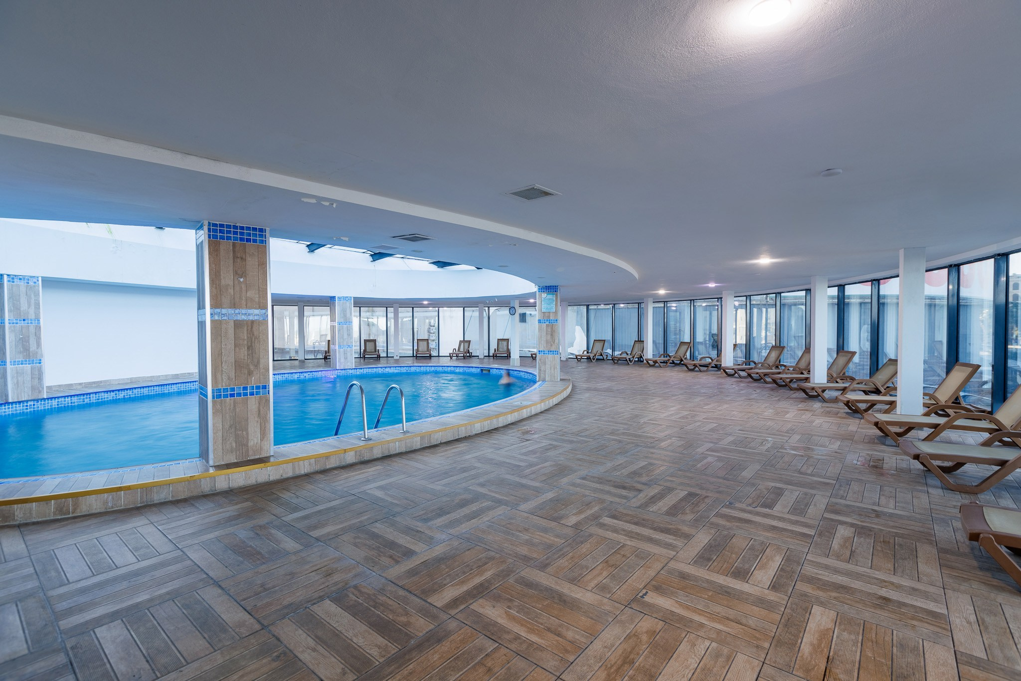 SKY TOWER (METRO CITY). Режиссёр, клипмейкер, фотограф — Андрей Охота