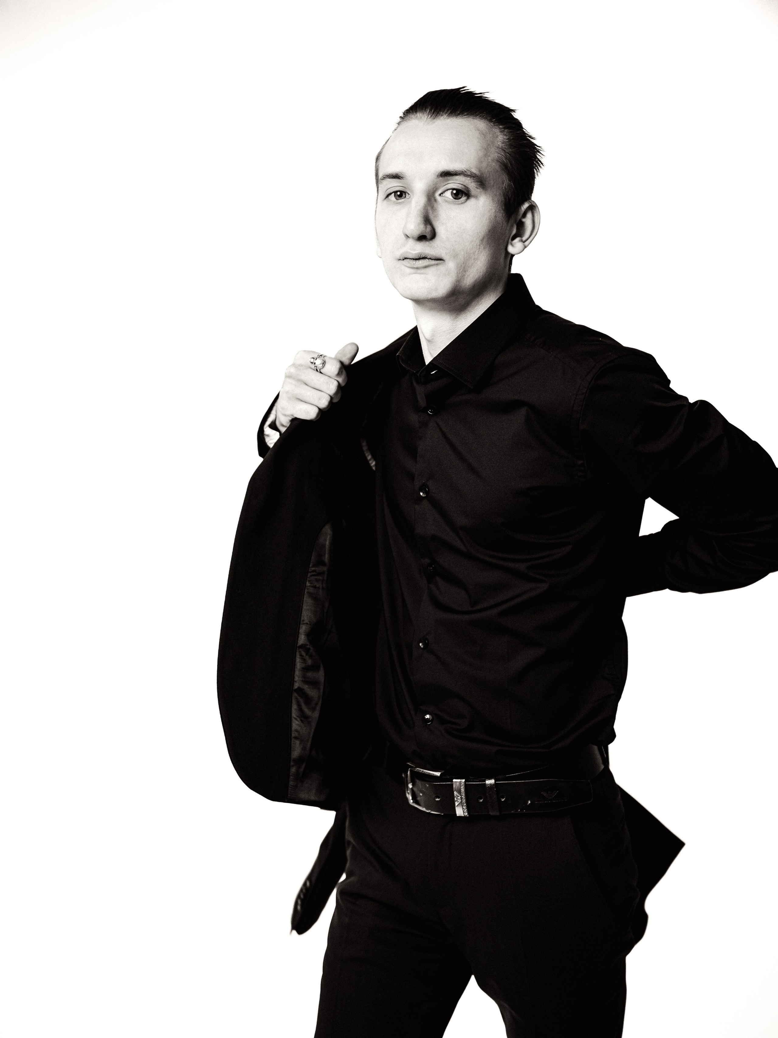 Мужская фотосессия | Премиальный мужской портрет | Фотограф Яна Иванова. Фотограф в Новосибирске и Москве — свадьбы, портреты, бренды | Яна Иванова