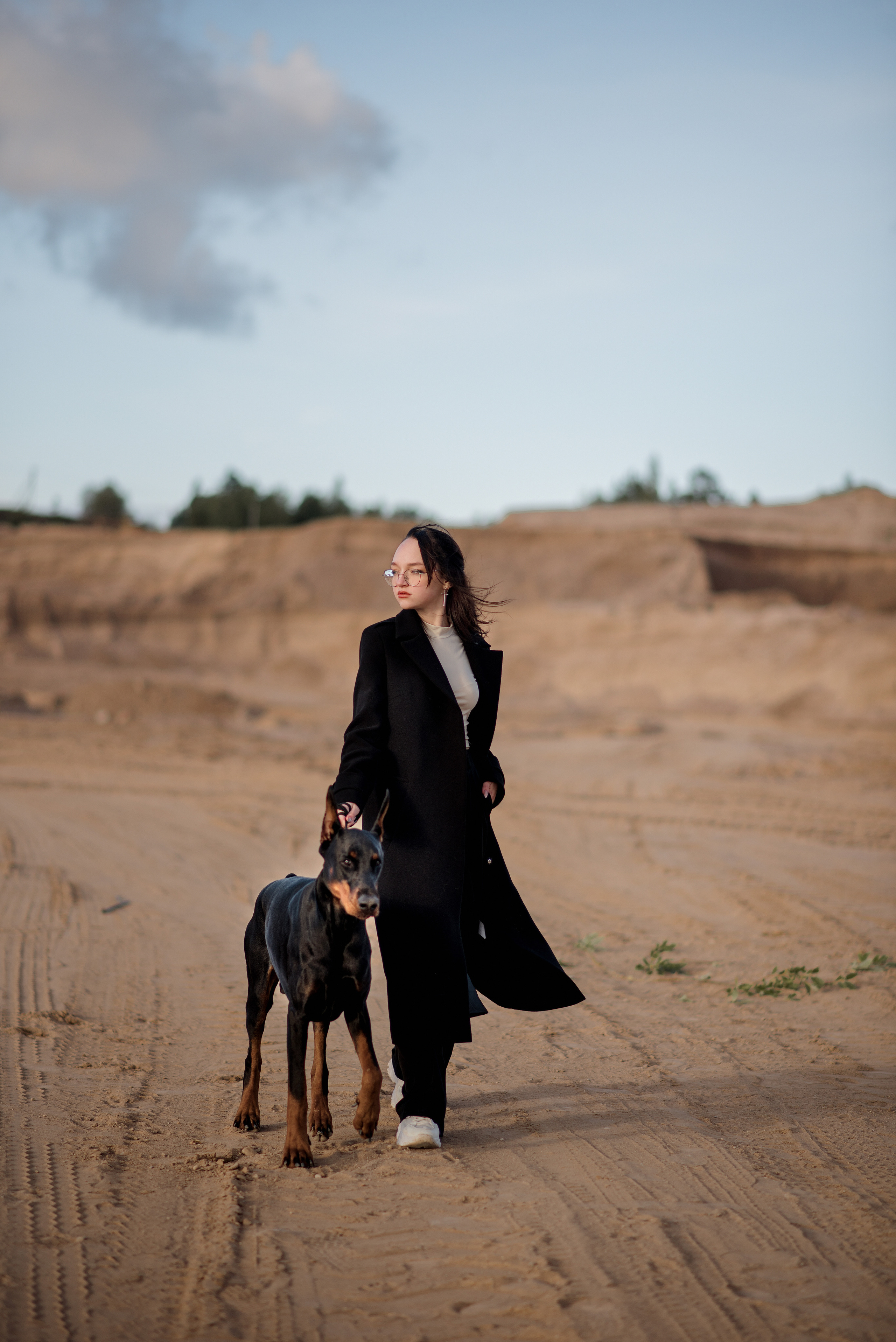 Арина и Зевс. Ваш личный фотограф в Пскове Анаис Рамирез