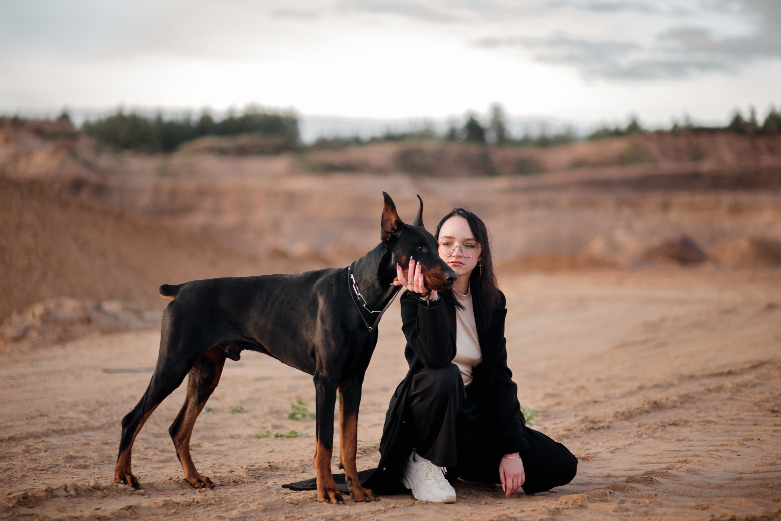 Арина и Зевс. Ваш личный фотограф в Пскове Анаис Рамирез