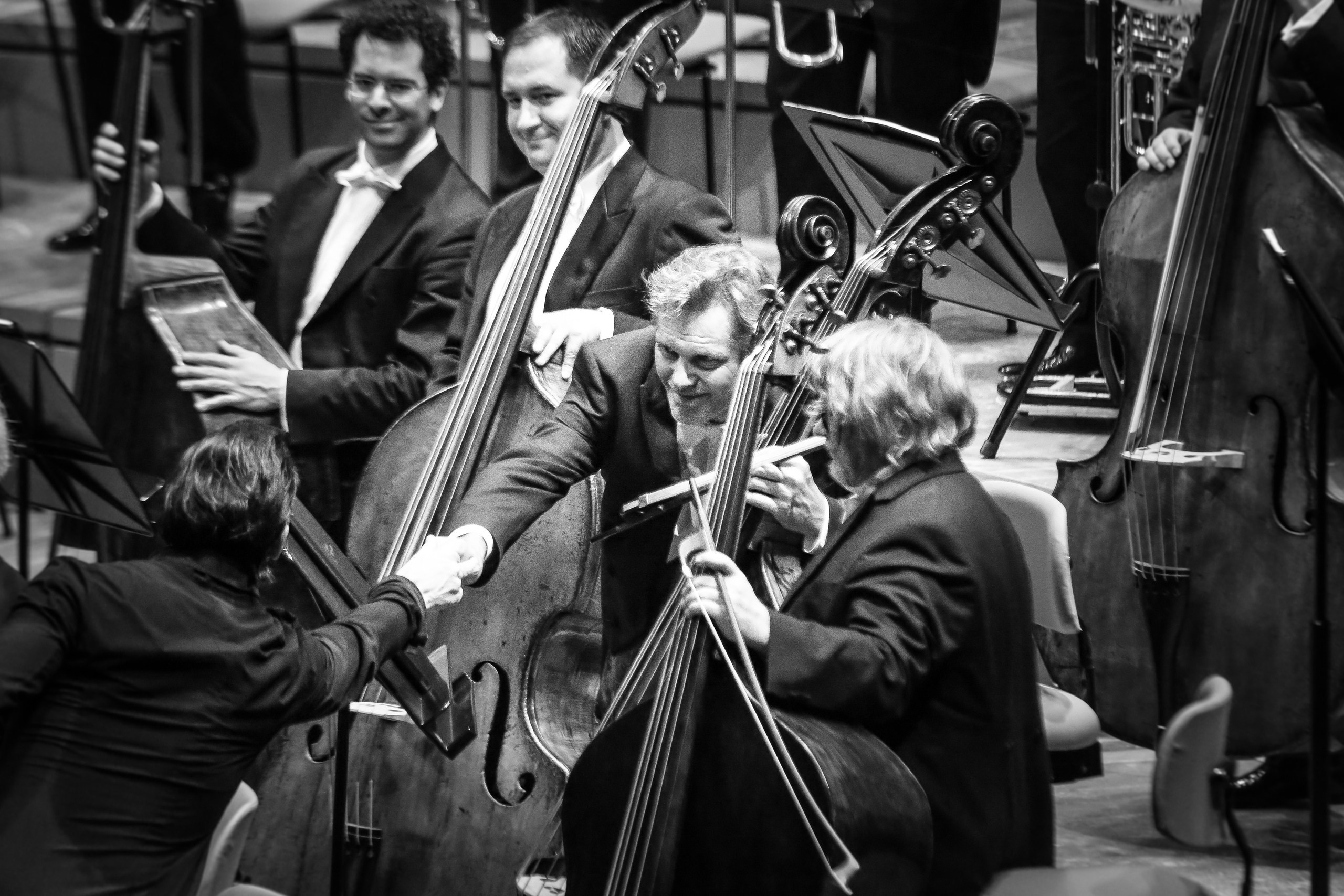 Теодор Курентзис исполнил вердиевский Реквием с берлинскими филармониками. Дарья Письменюк / Darya Leitstern — фотограф, музыкант, журналист, путешественник