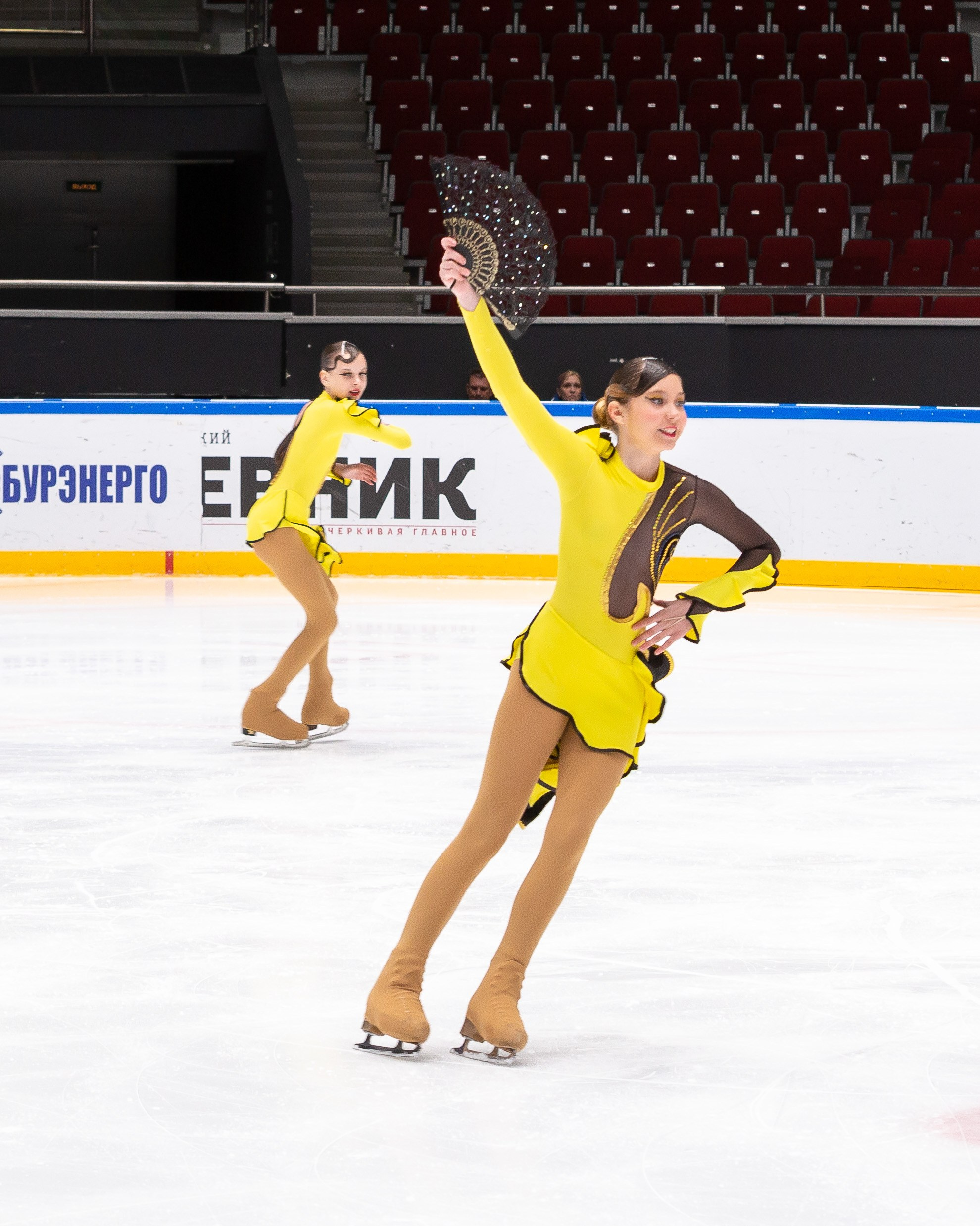 VII Ежегодный фестиваль массовых танцев на льду и фигурного катания «Петровский лёд» Санкт-Петербург 2024. Репортажный фотограф в Москве