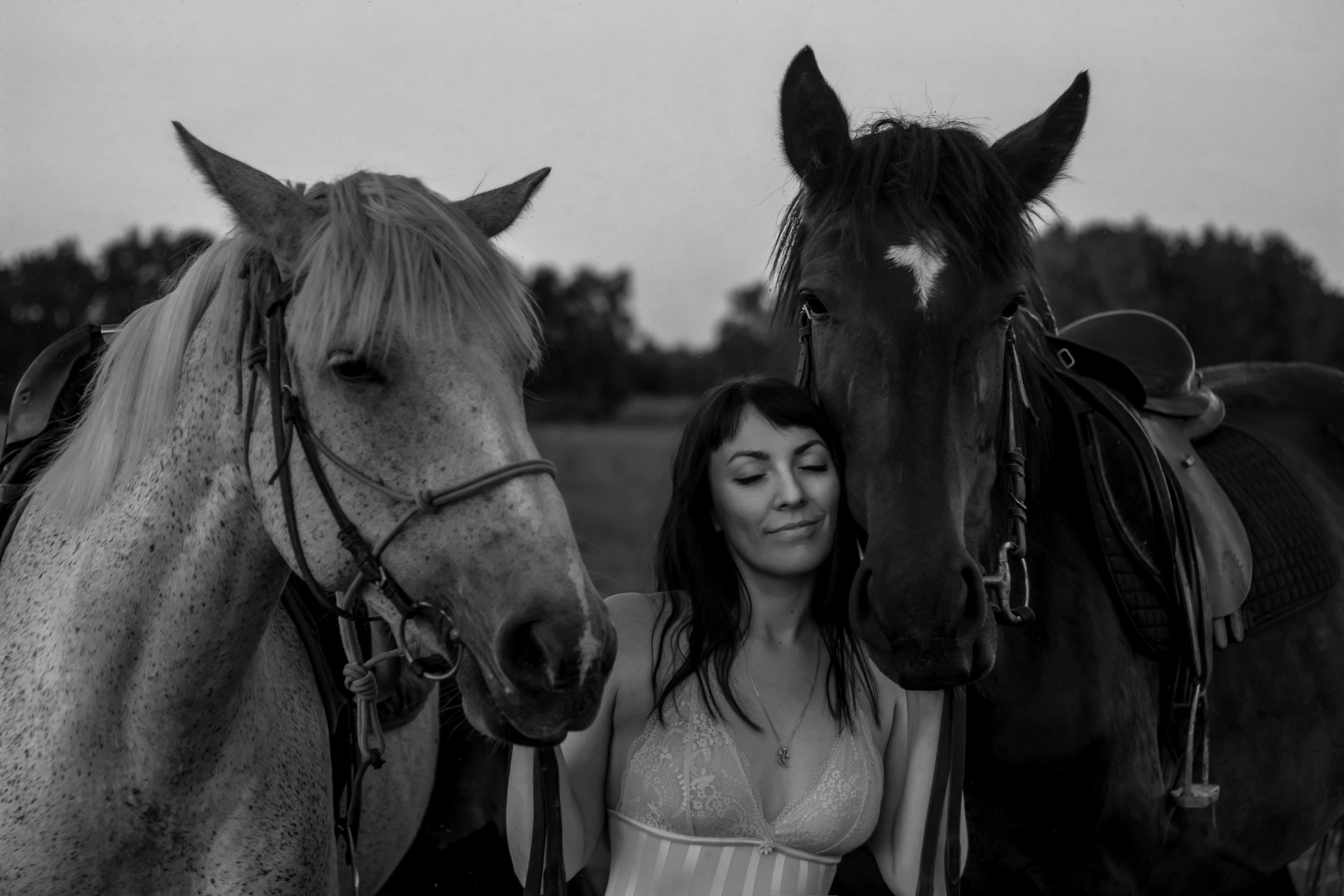 Юля и лошади. Фотограф Мария Винницкая