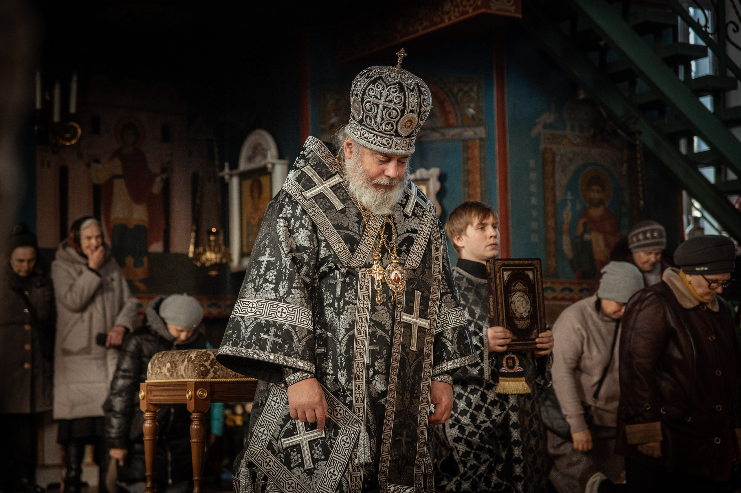 Преждеосвящение Даров. Храм Серафима Саровского. Церковный, семейный и репортажный фотограф Волгоград, Волжский