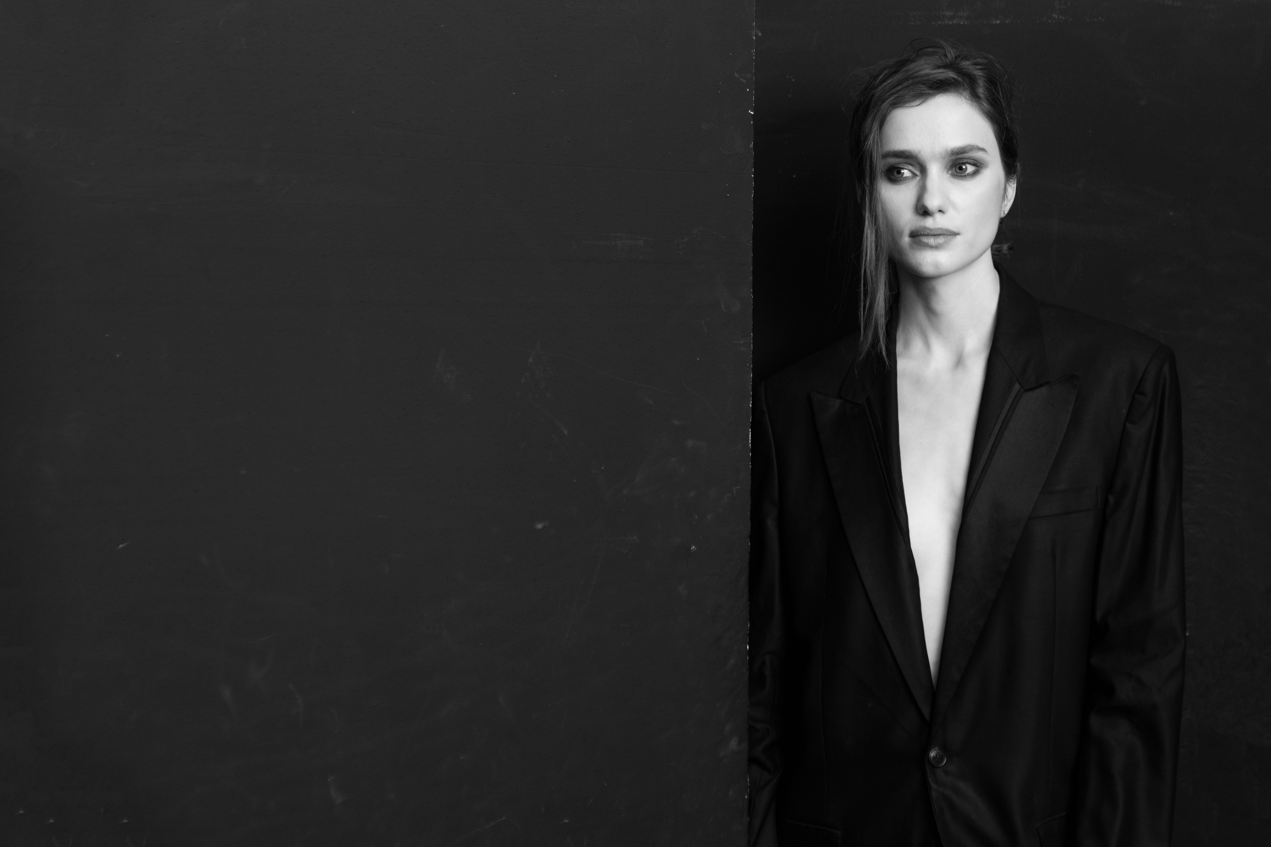 По мотивам Анны Лейбовиц. Съемка в студии под ваш запрос, студийные съемки, фотографии архитектурных объектов — Александр Евстигнеев — фотограф Москва