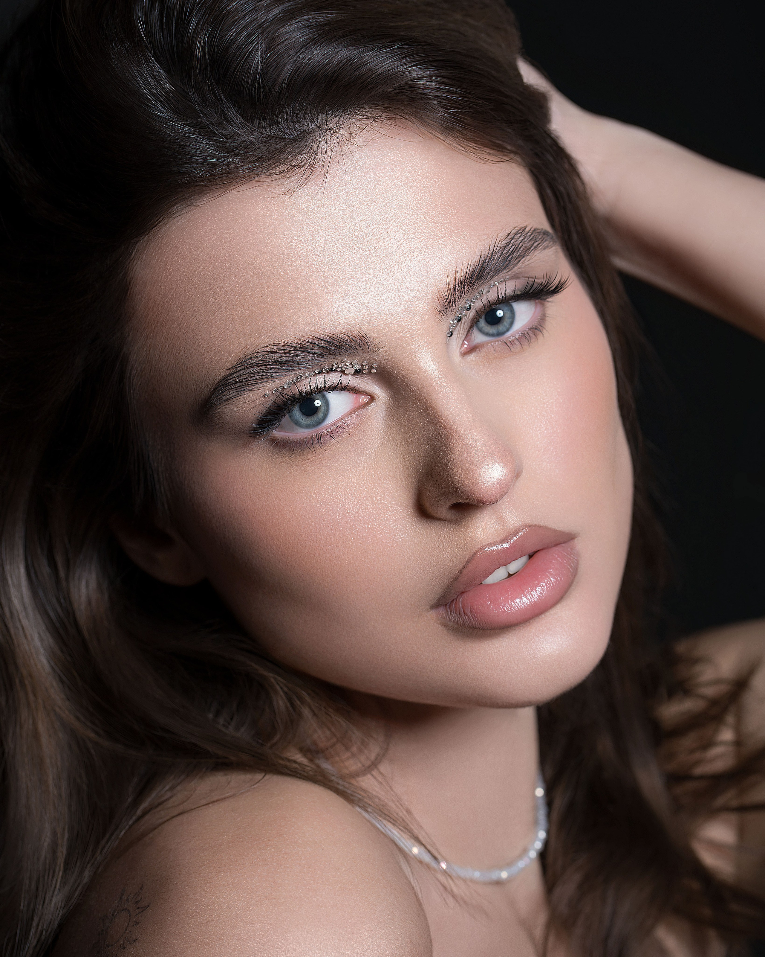 Ph: @vlyubiimova                                                                                             Retoucher: @retouch.komissarova     