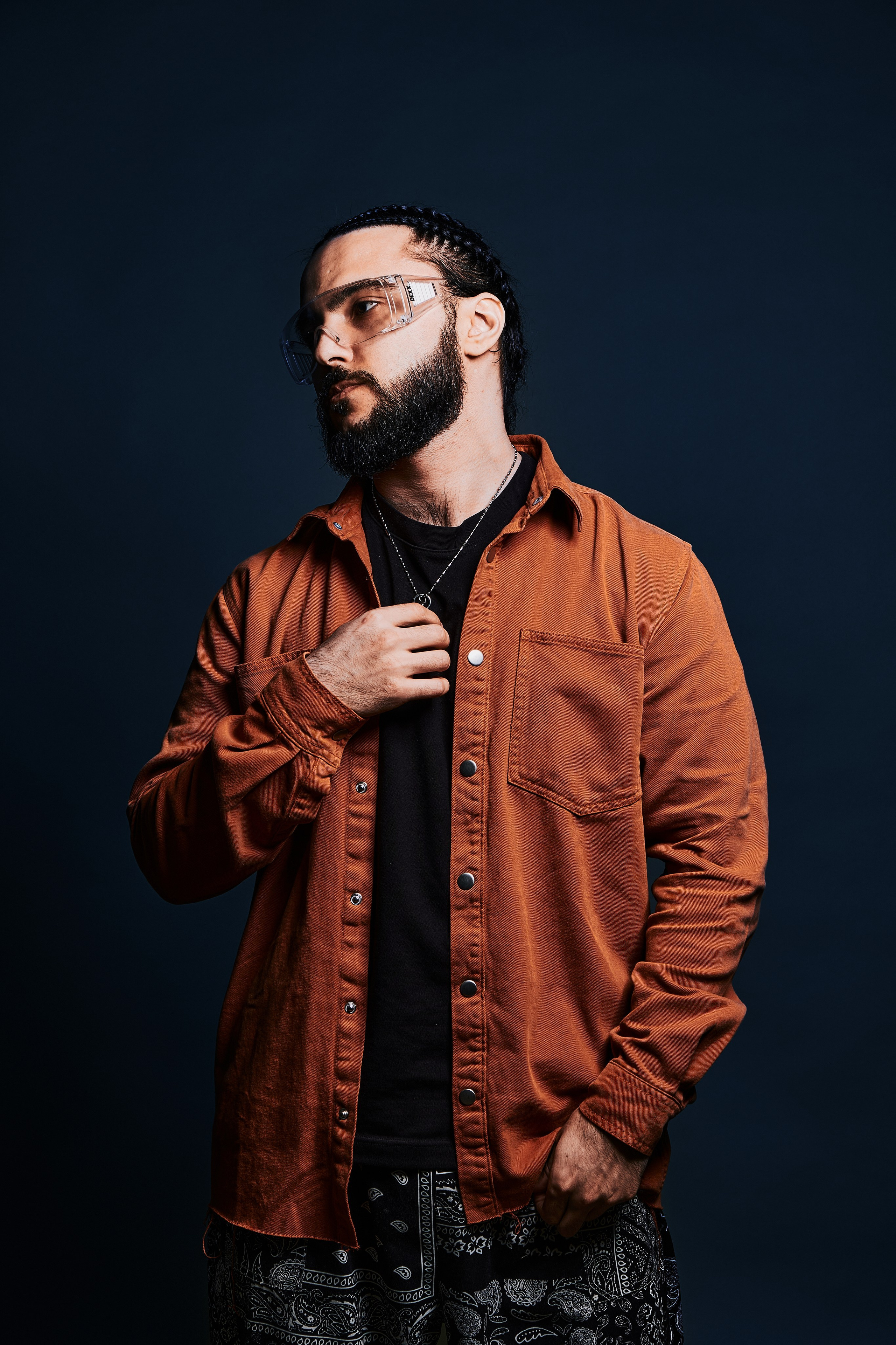 ОБО МНЕ. Эльджан — Продюсер, Фотограф, El u Del