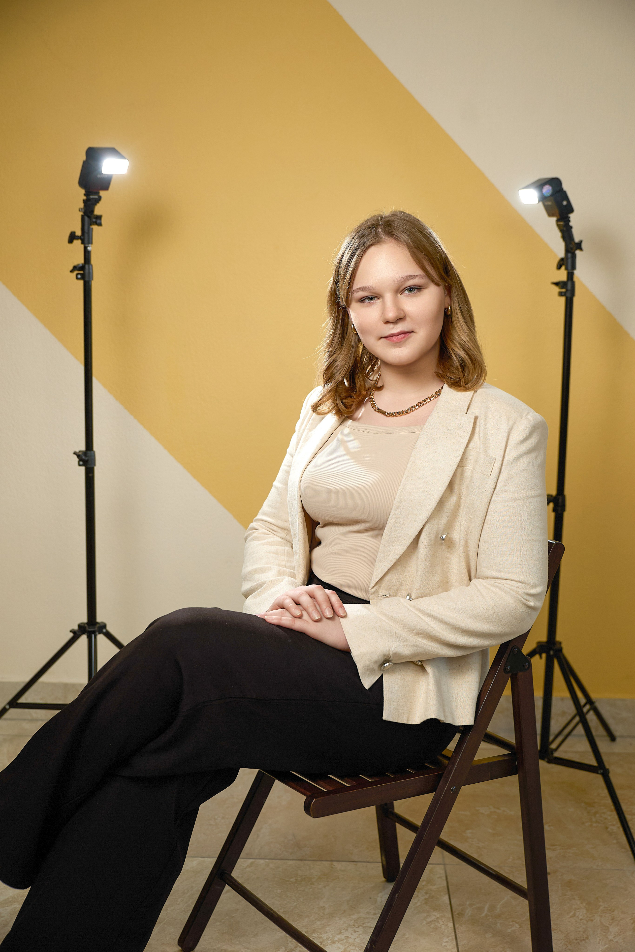 Книга выпускника  9 и 11 класс "Лофт" Тюмень. Выпускные альбомы в Тюмени для школ, садов, вузов спортивных секций