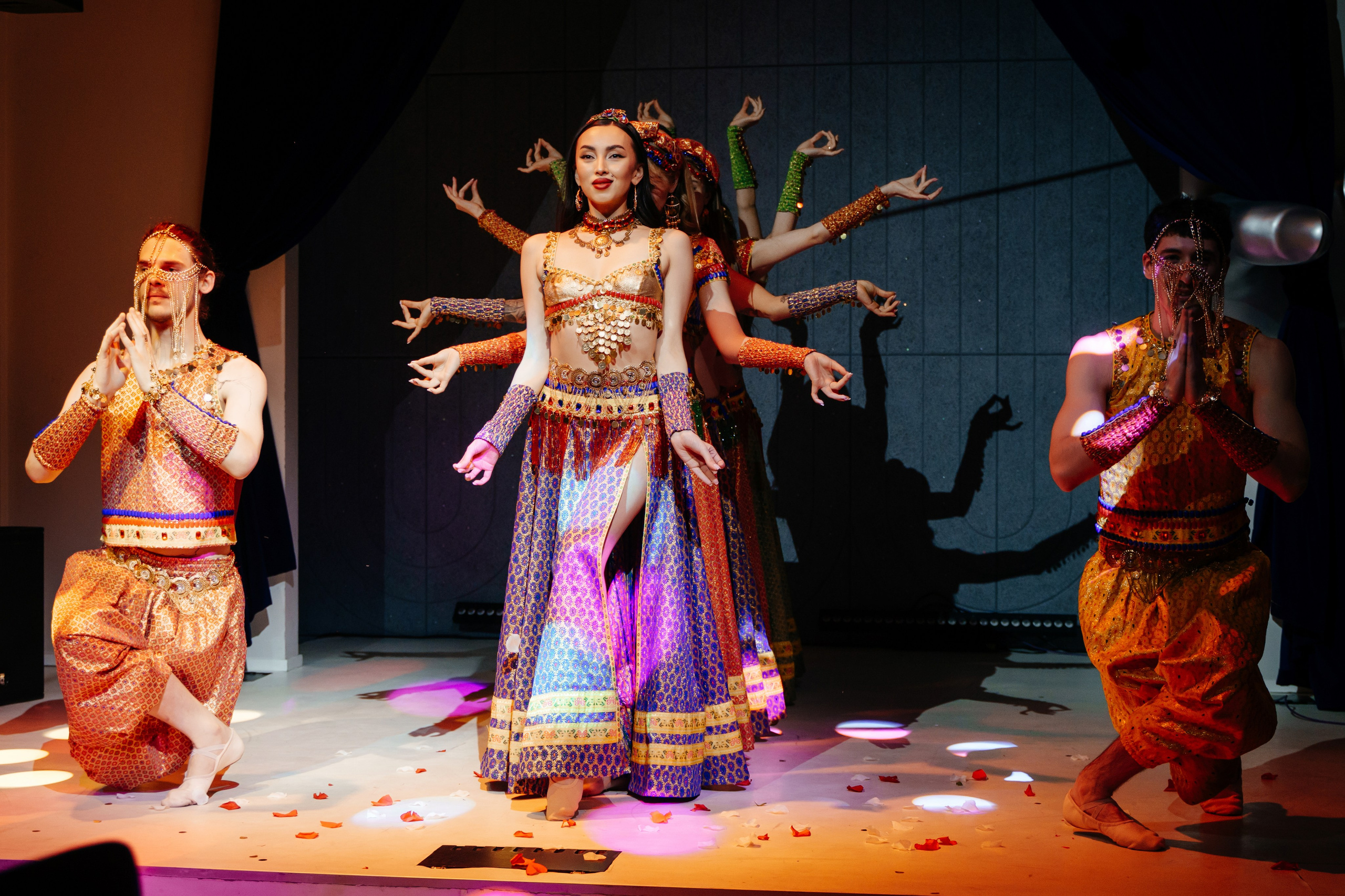 10 февраля (суббота). BENUAR Restaurant